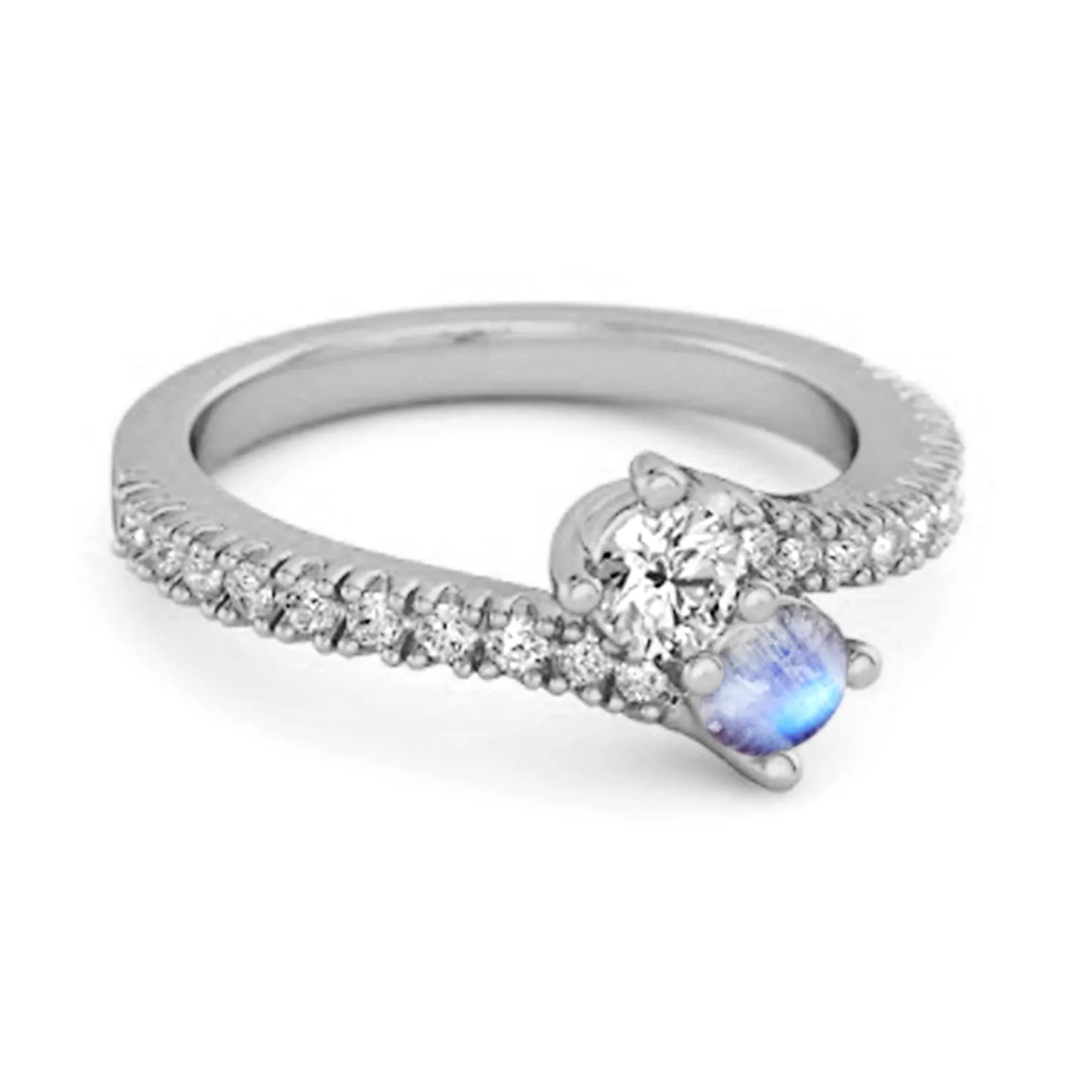 0.10 Ctw Moonstone 925 Sterling Silver Split Shank Anniversary Ring