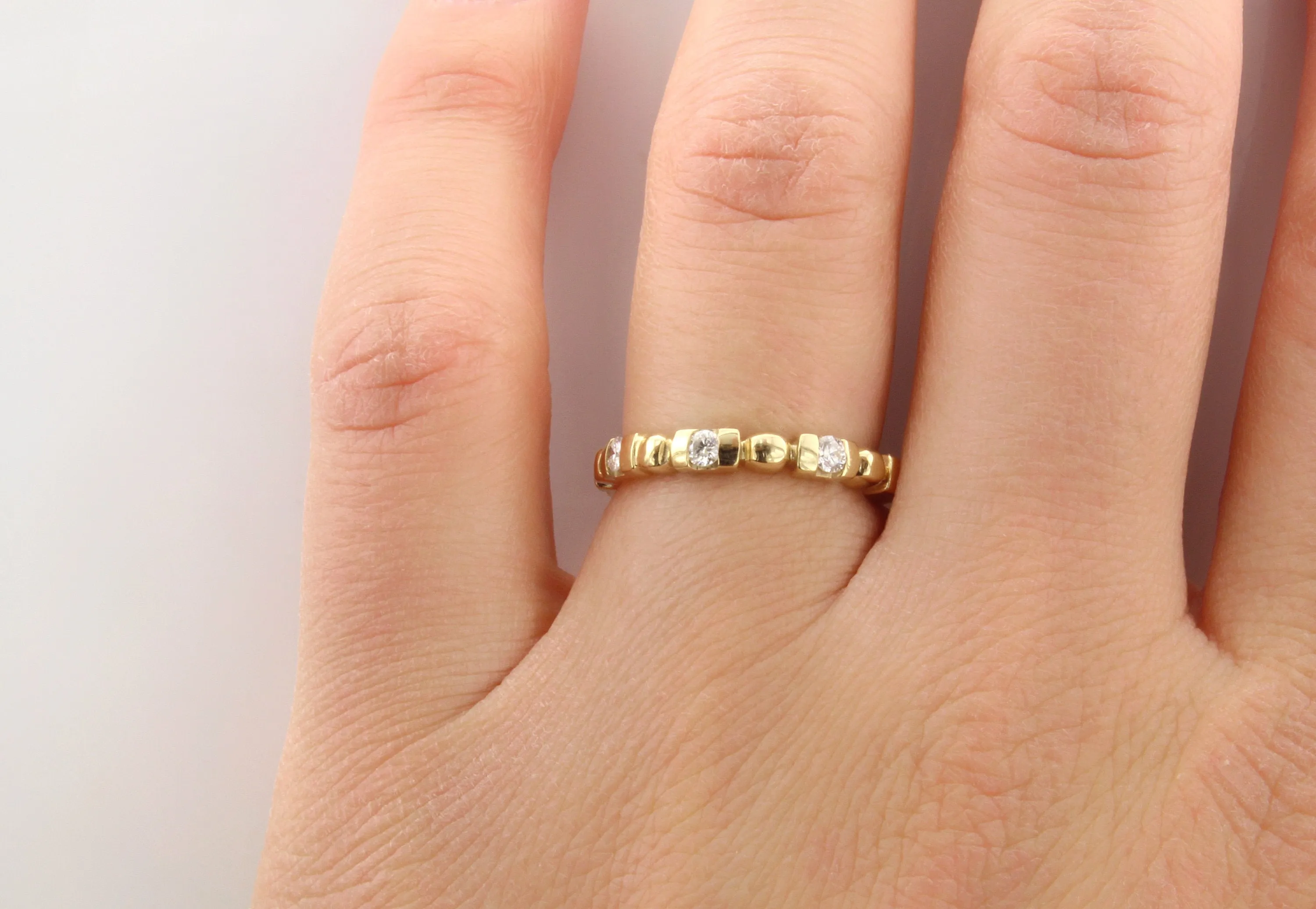 14K Gold Diamond & Bar Set Band