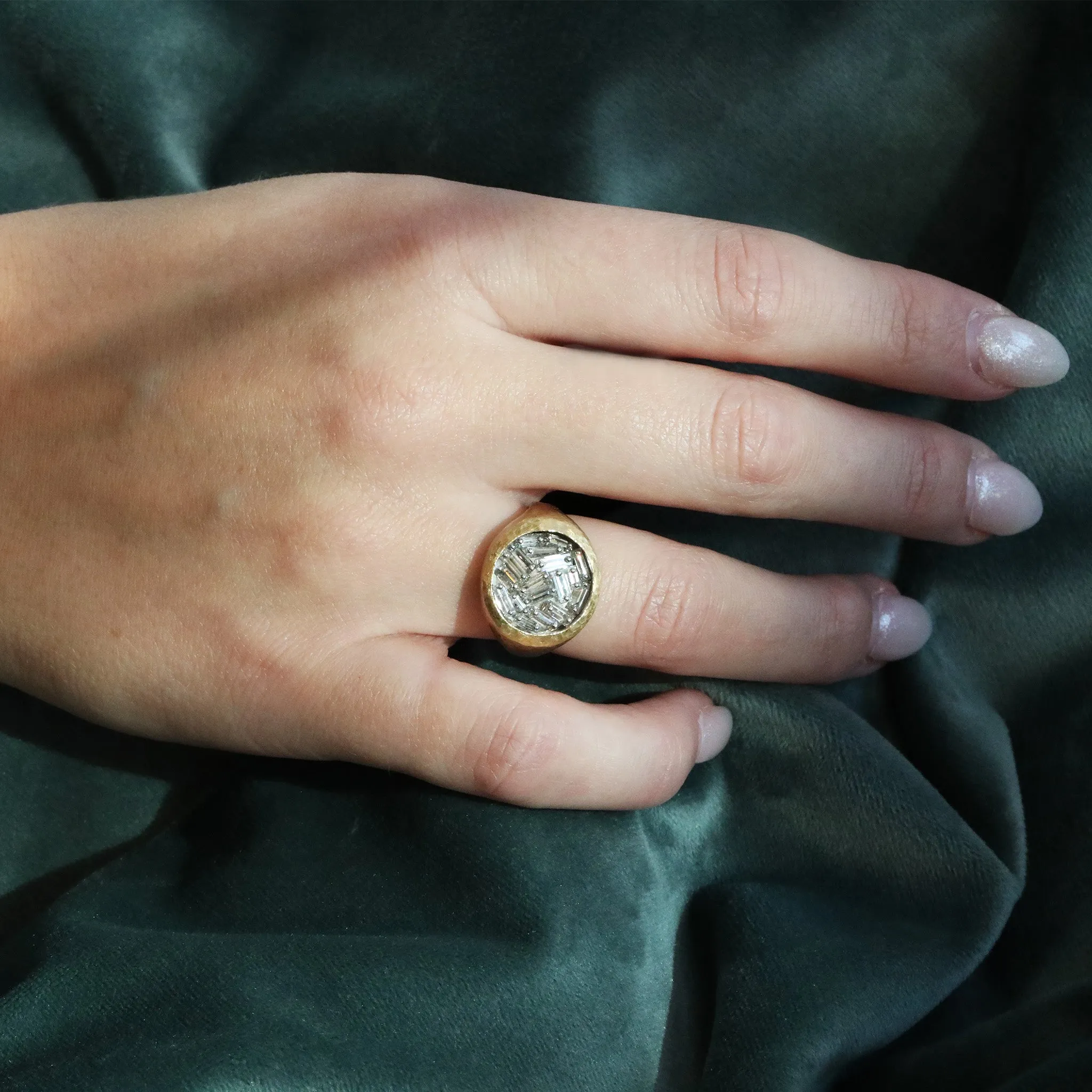 18K Gold & Platinum Pin-Set Baguette Diamond Ring