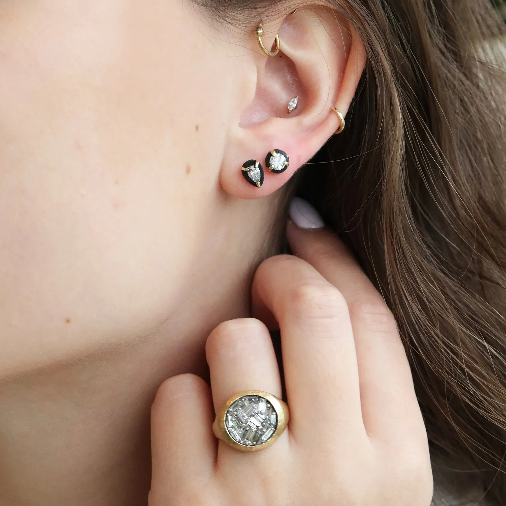18K Gold & Platinum Pin-Set Baguette Diamond Ring