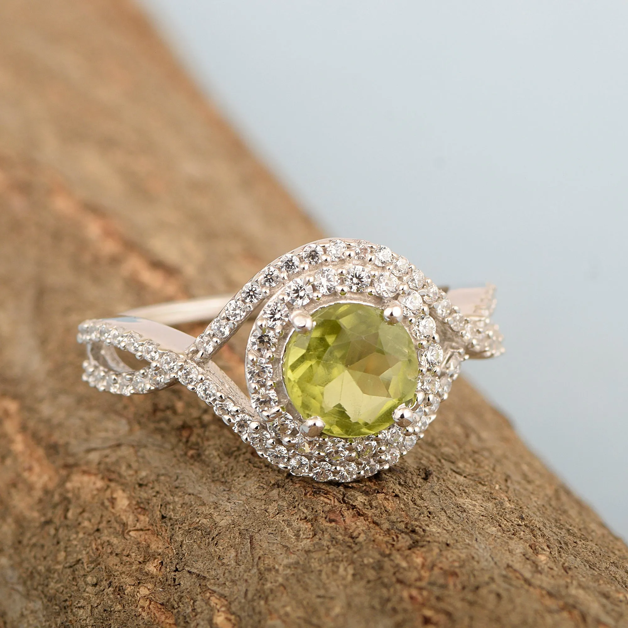 925 Sterling Silver 1.50 Ctw Peridot Women Wedding Rings