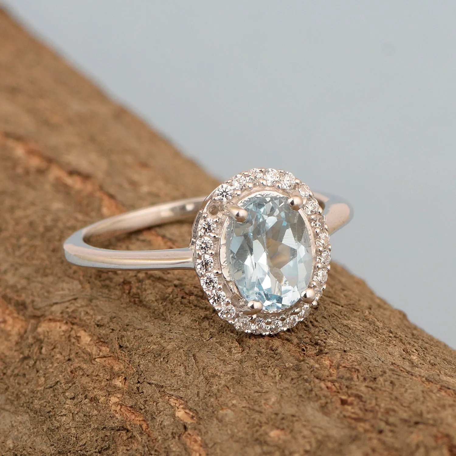 925 Sterling Silver 1.75 Ctw Oval Blue Topaz & White Accents Women Ring