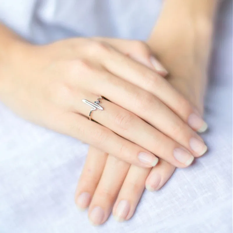 925 Sterling Silver Heartbeat Rhythm Ring