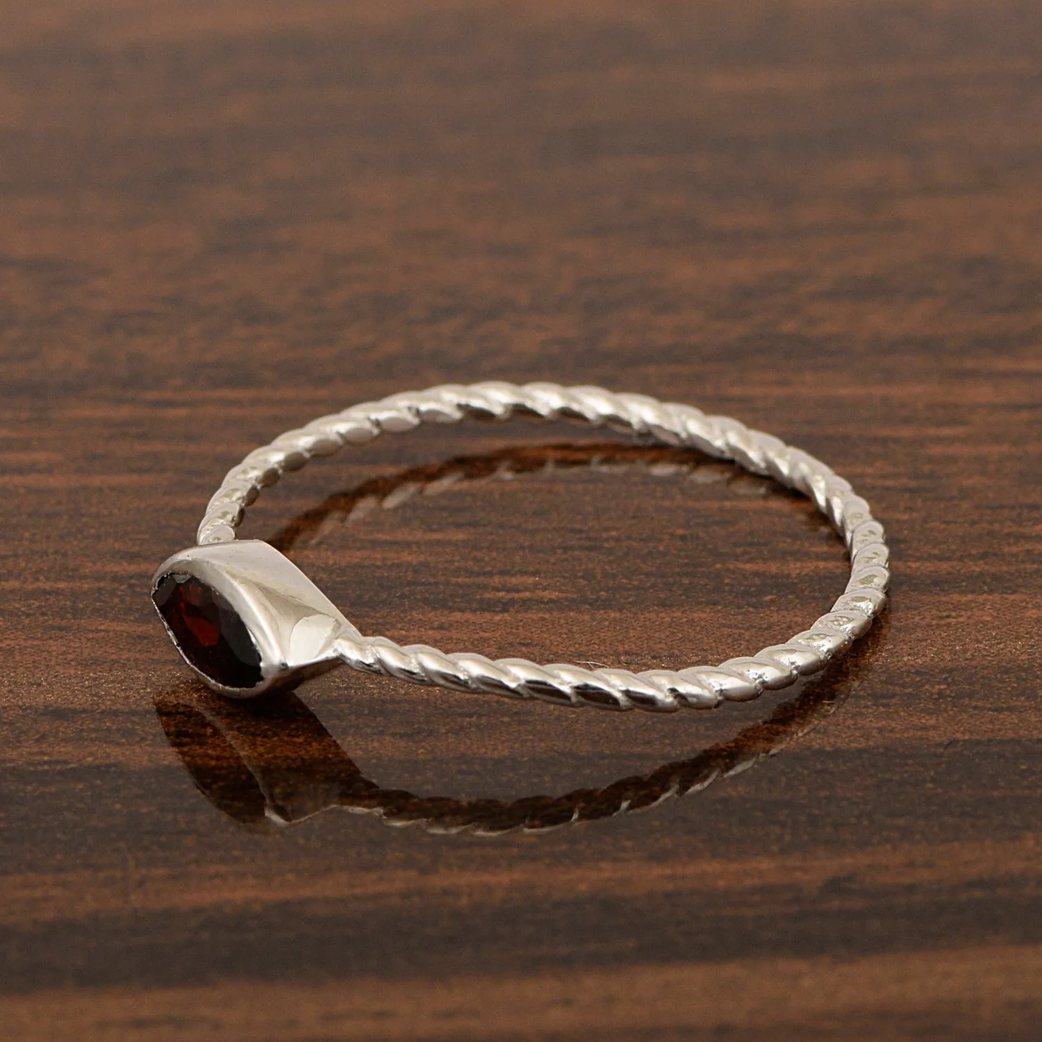 925 Sterling Silver Marquise 6X3MM Garnet Women Promise Ring