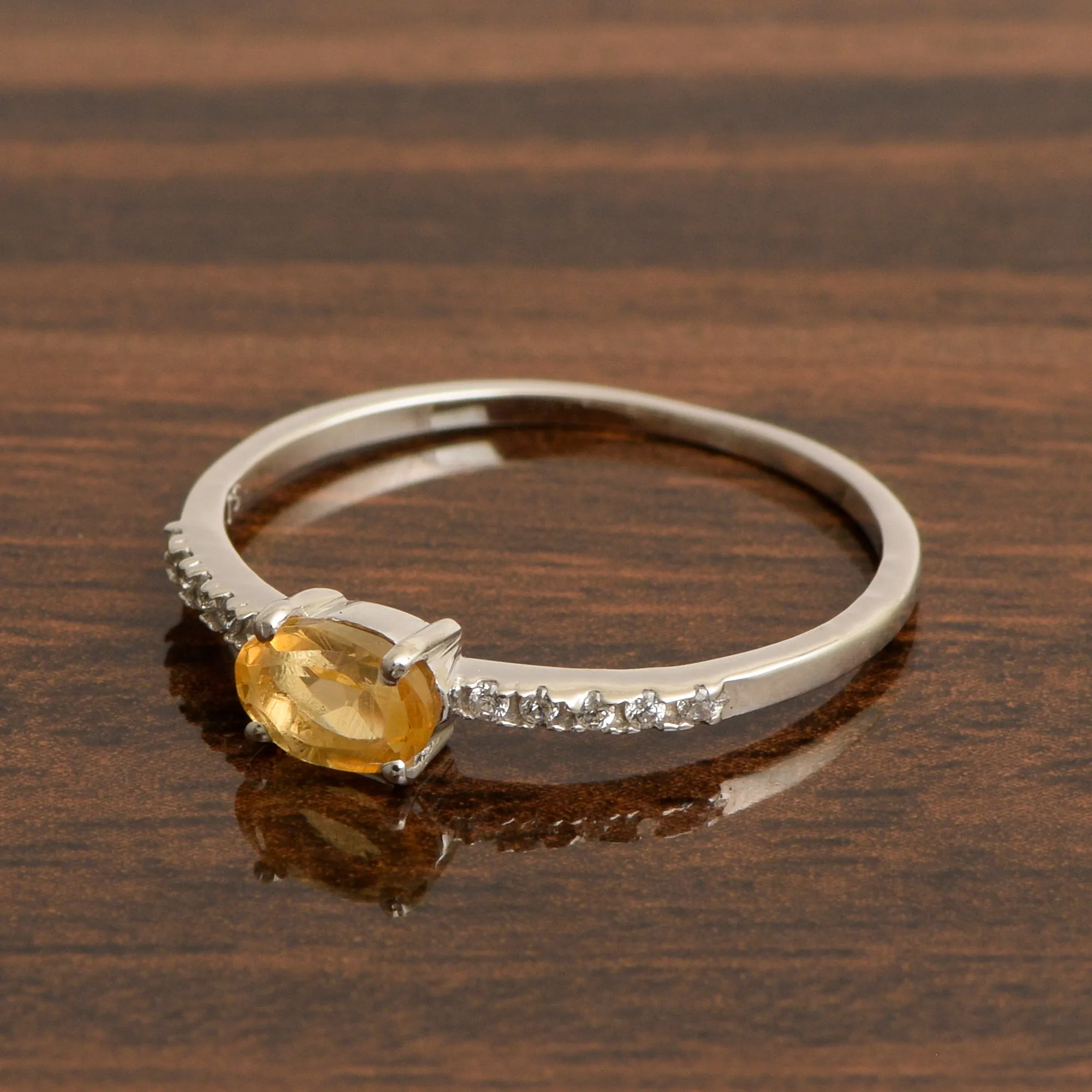 925 Sterling Silver Oval 0.65 Ctw Citrine Women Wedding Ring