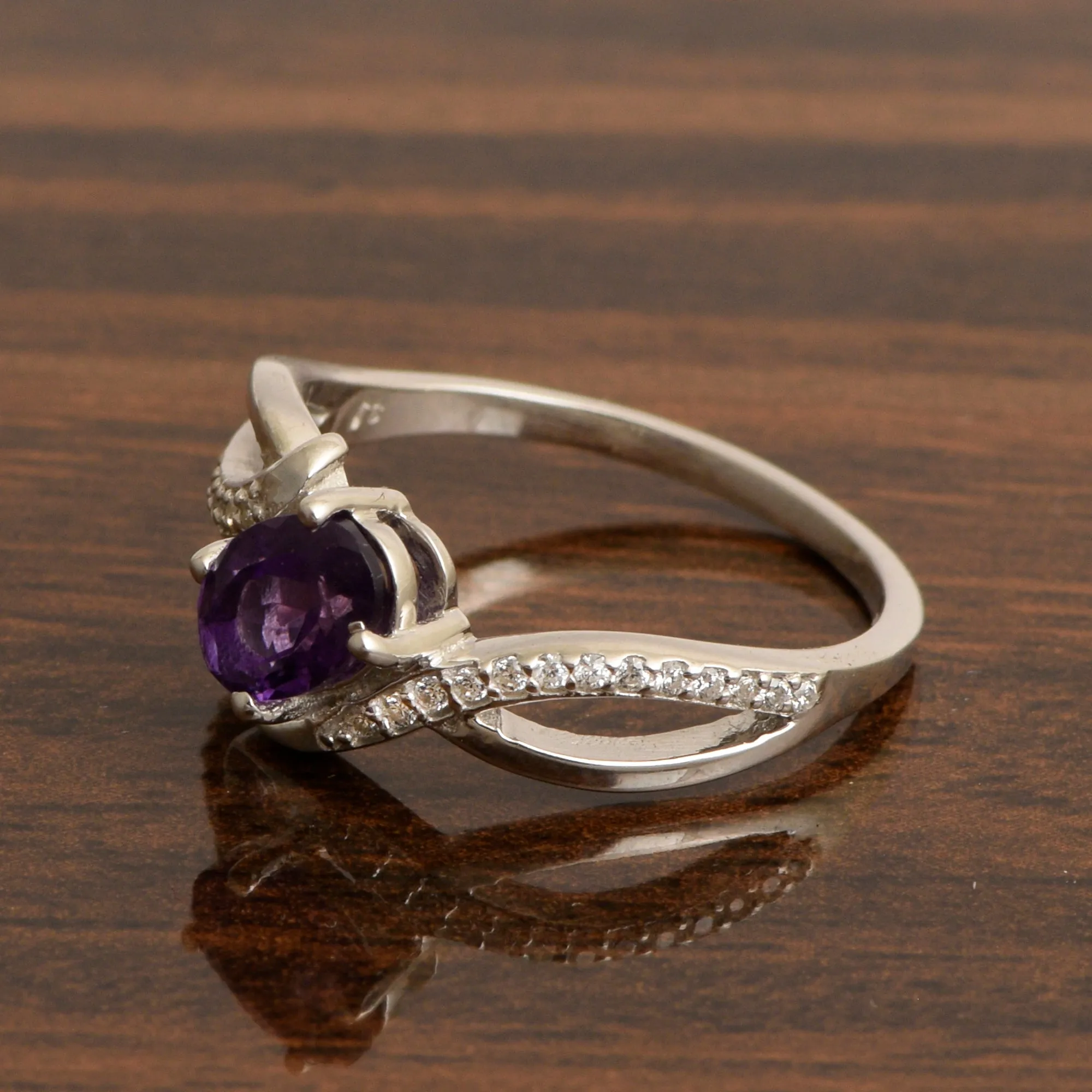 925 Sterling Silver Oval 7X5MM Amethyst Birthstone Rings