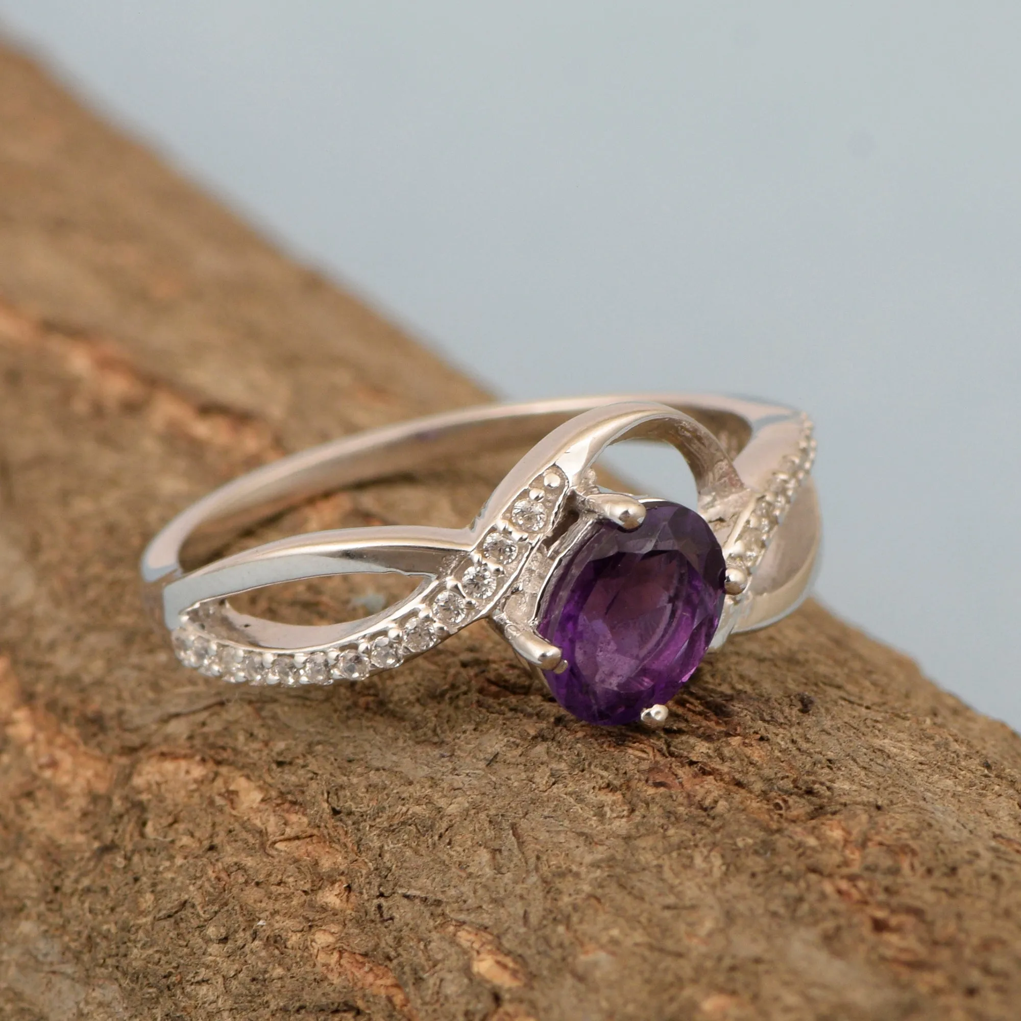 925 Sterling Silver Oval 7X5MM Amethyst Birthstone Rings