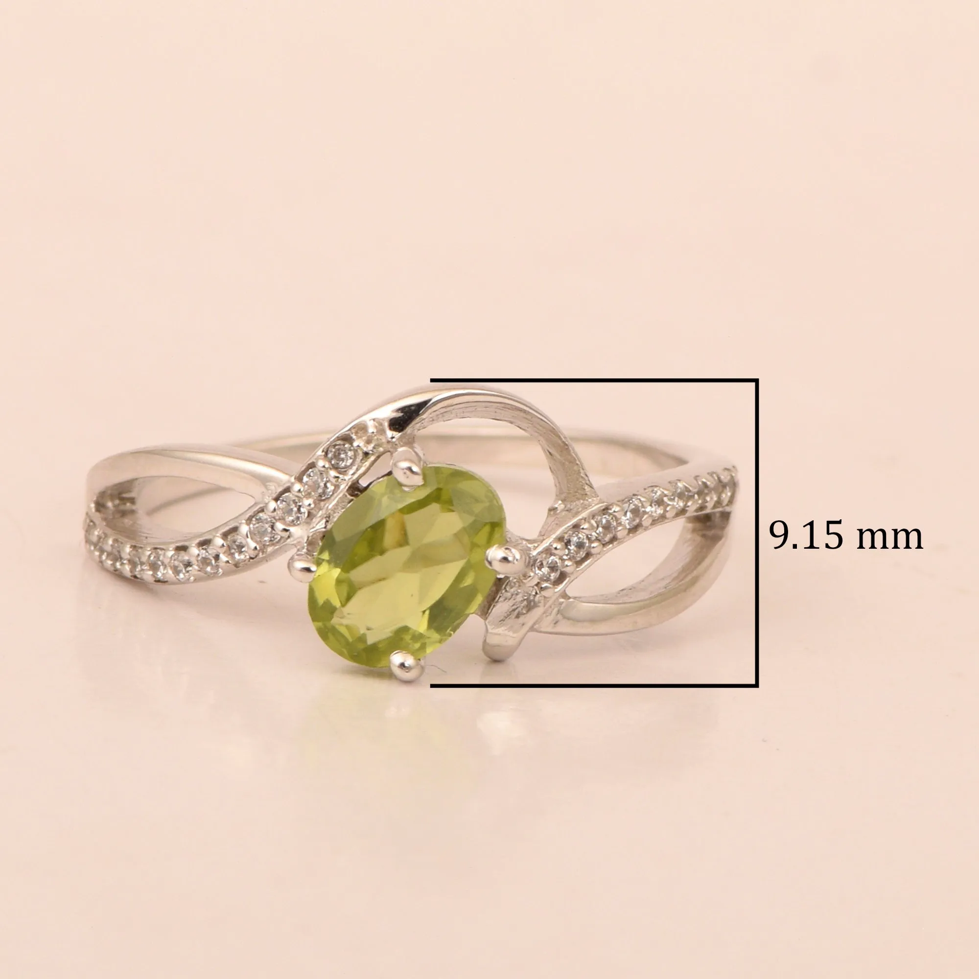 925 Sterling Silver Oval 7X5MM Peridot Birthstone Rings