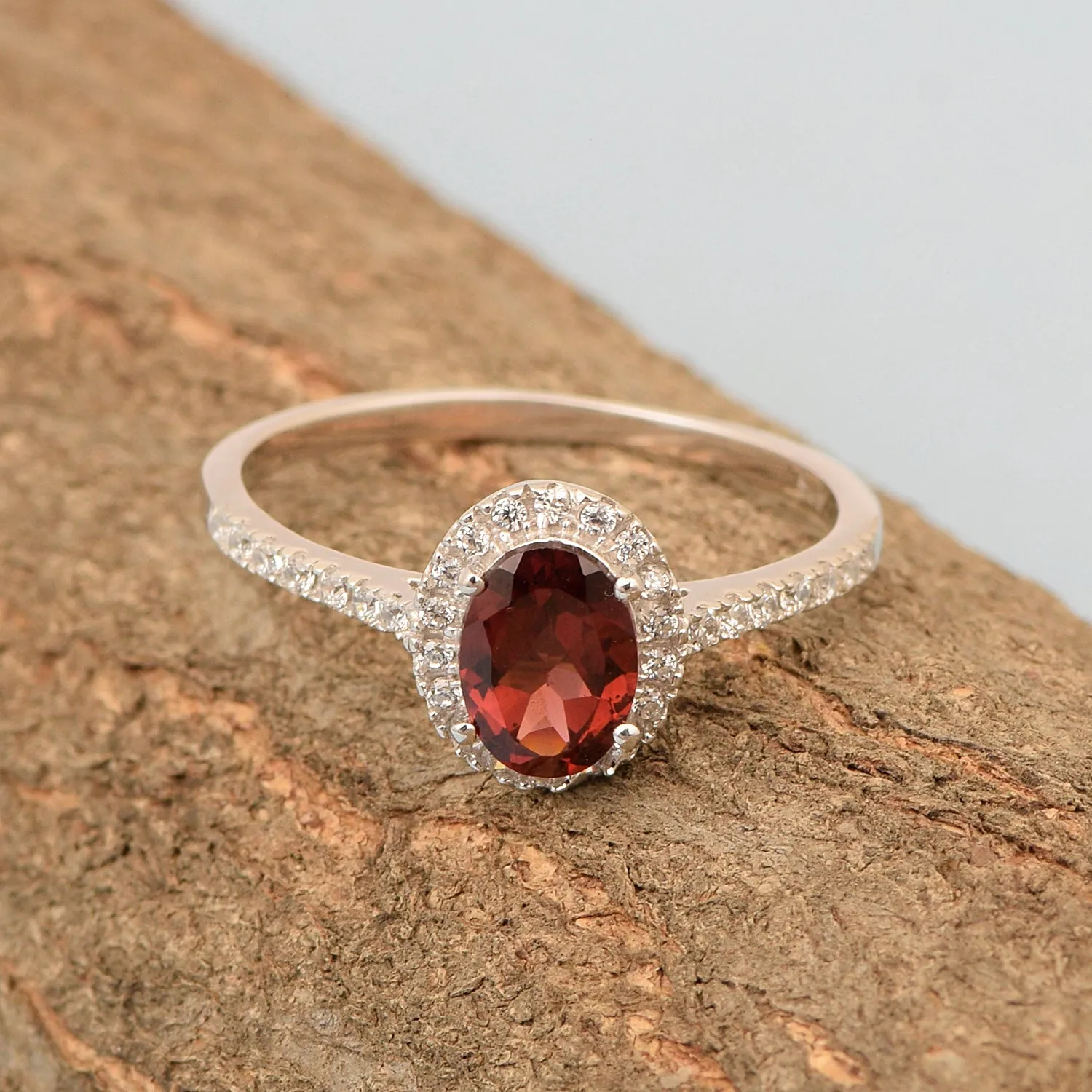 925 Sterling Silver Oval Garnet Women's Solitaire Ring