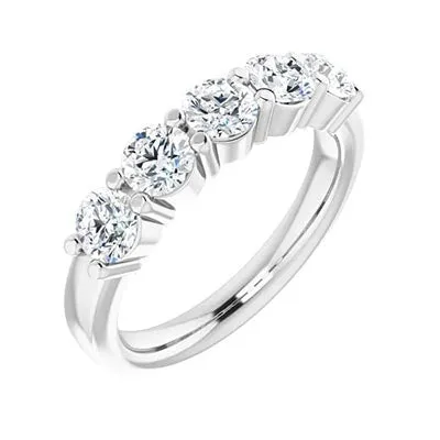 Anniversary Band ( 5 Stone Band )