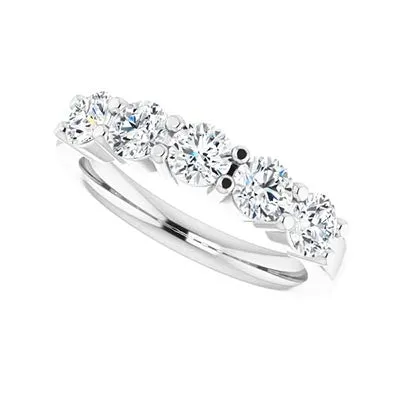 Anniversary Band ( 5 Stone Band )
