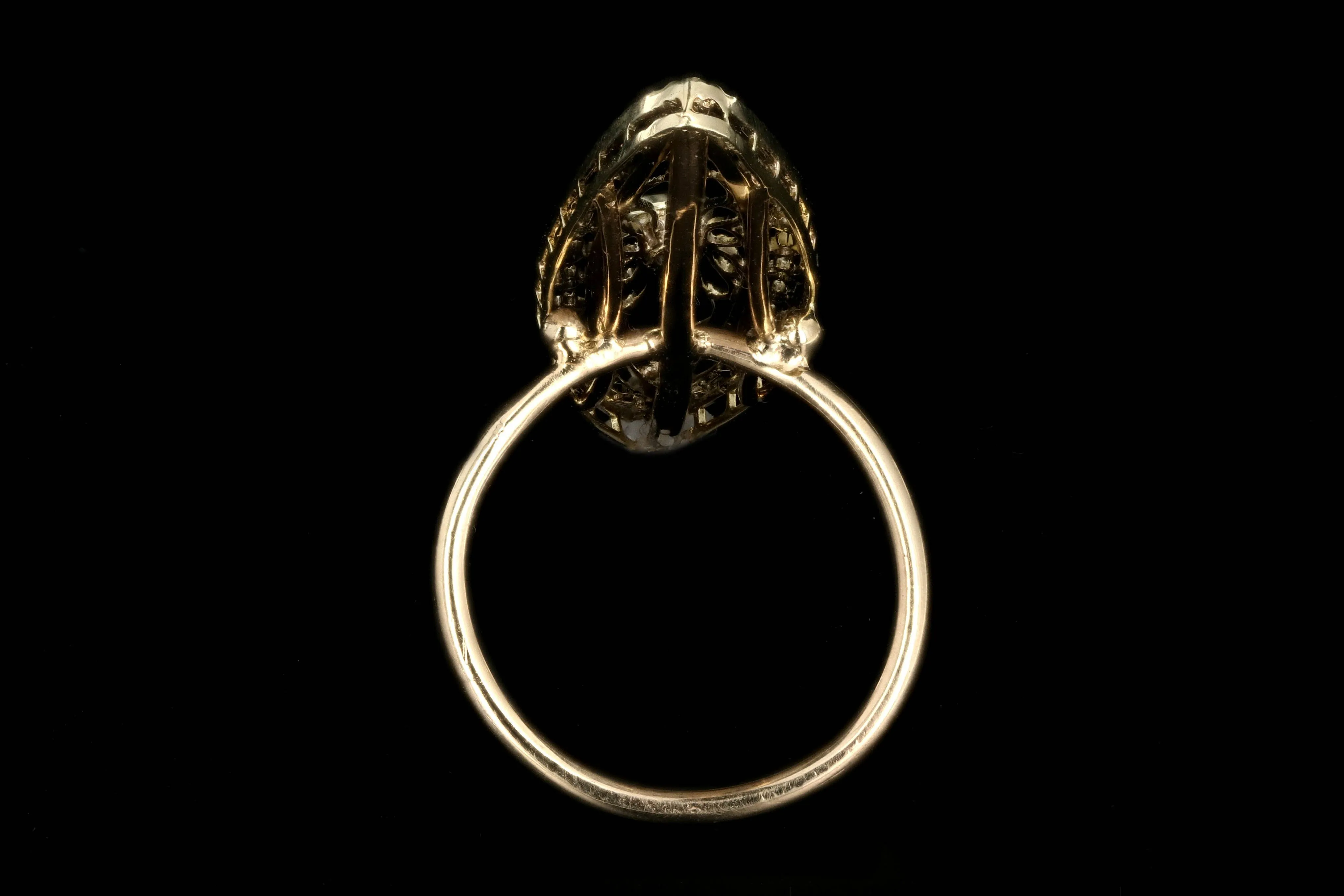 Art Deco 14K Yellow Gold .10 Carats Yogo Gulch Blue Sapphire Conversion Ring
