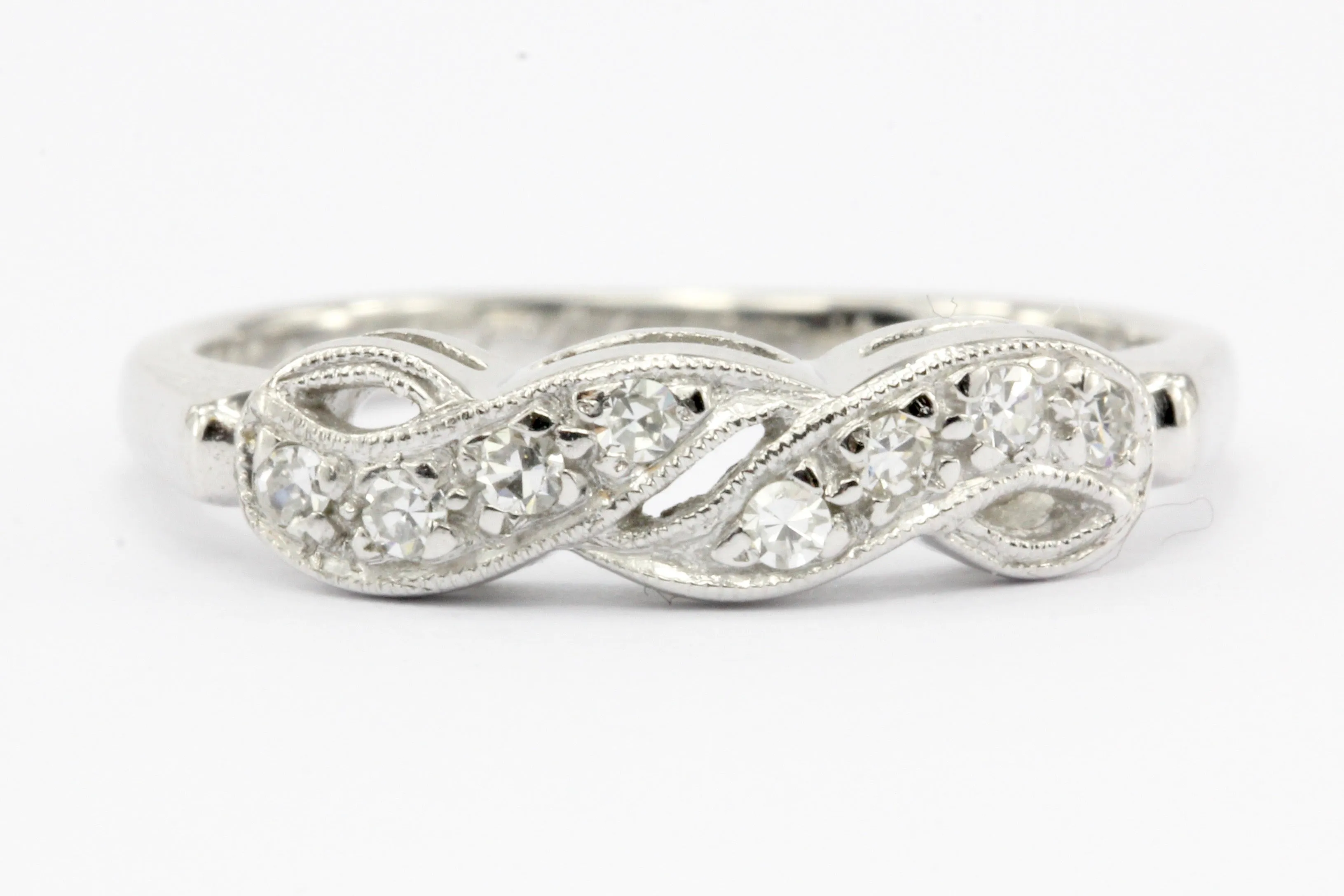 Art Nouveau 14K White Gold Diamond Wedding Band c.1917