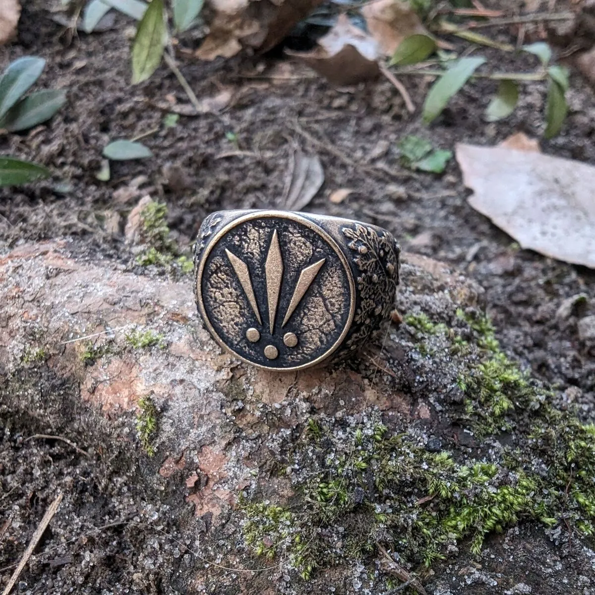 Awen signet bronze ring