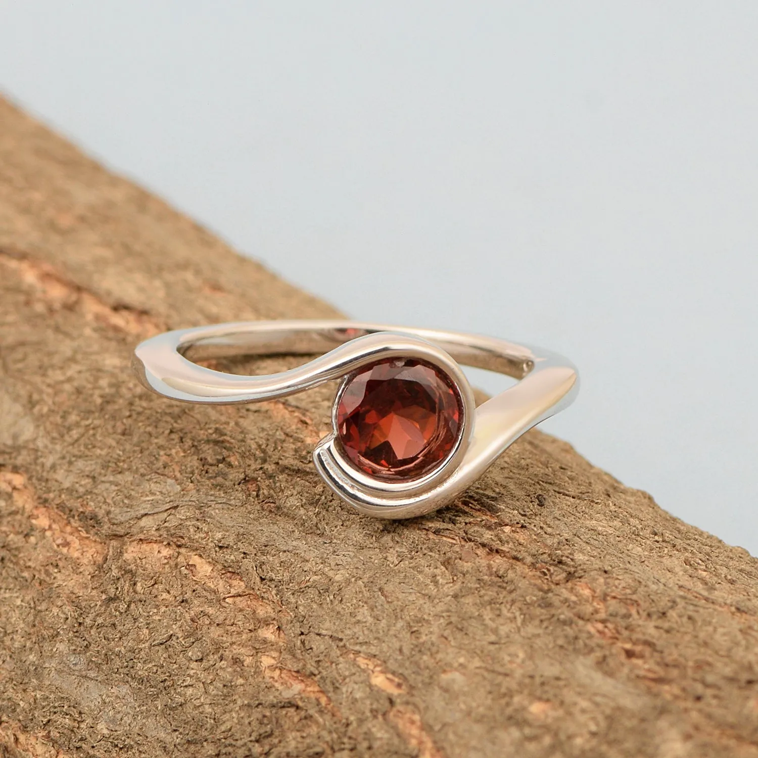 Bar-Set Solitaire 6mm Round Garnet Natural Gemstone Bypass Ring Sterling Silver