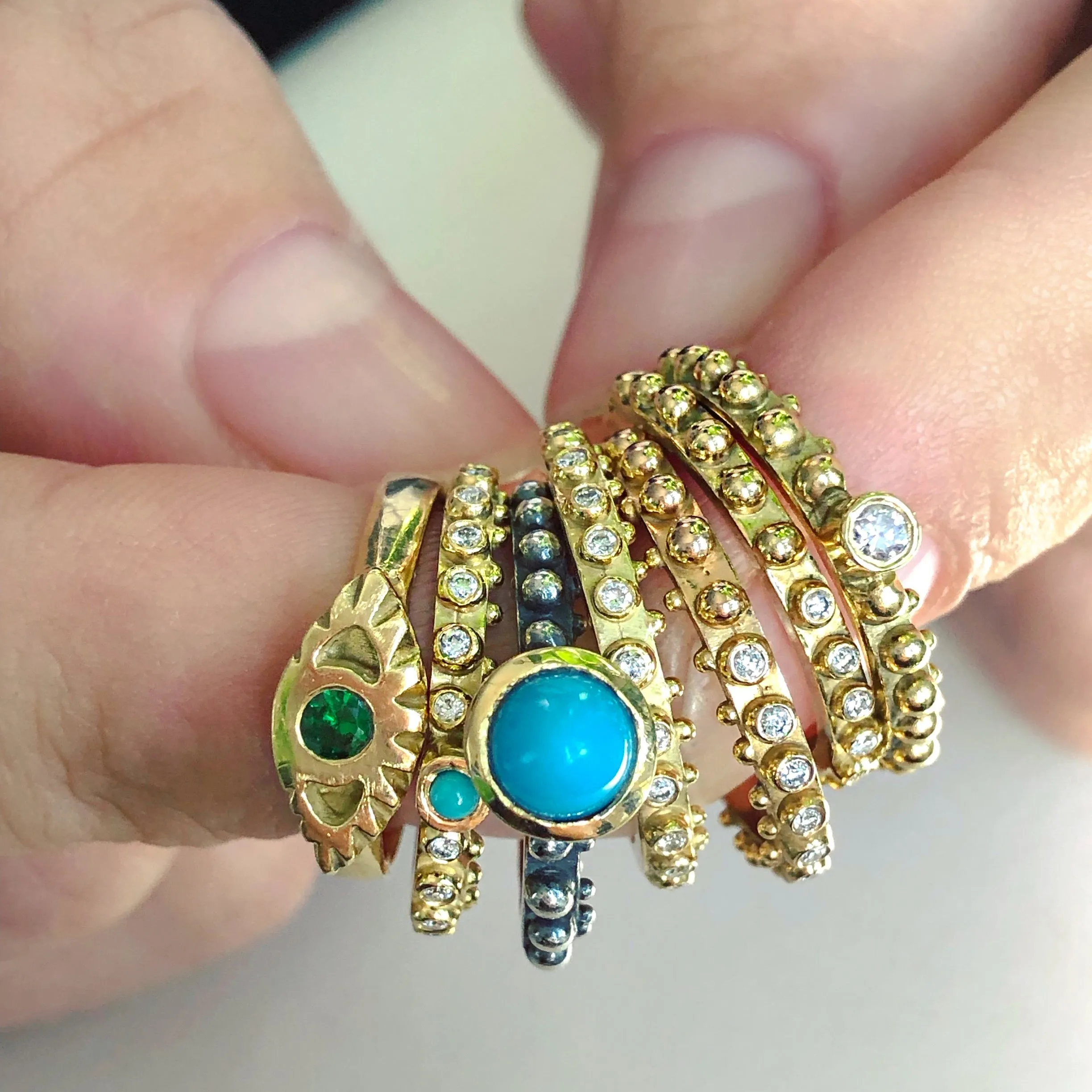 BOHEME ETERNITY EMERALD END STACK RING