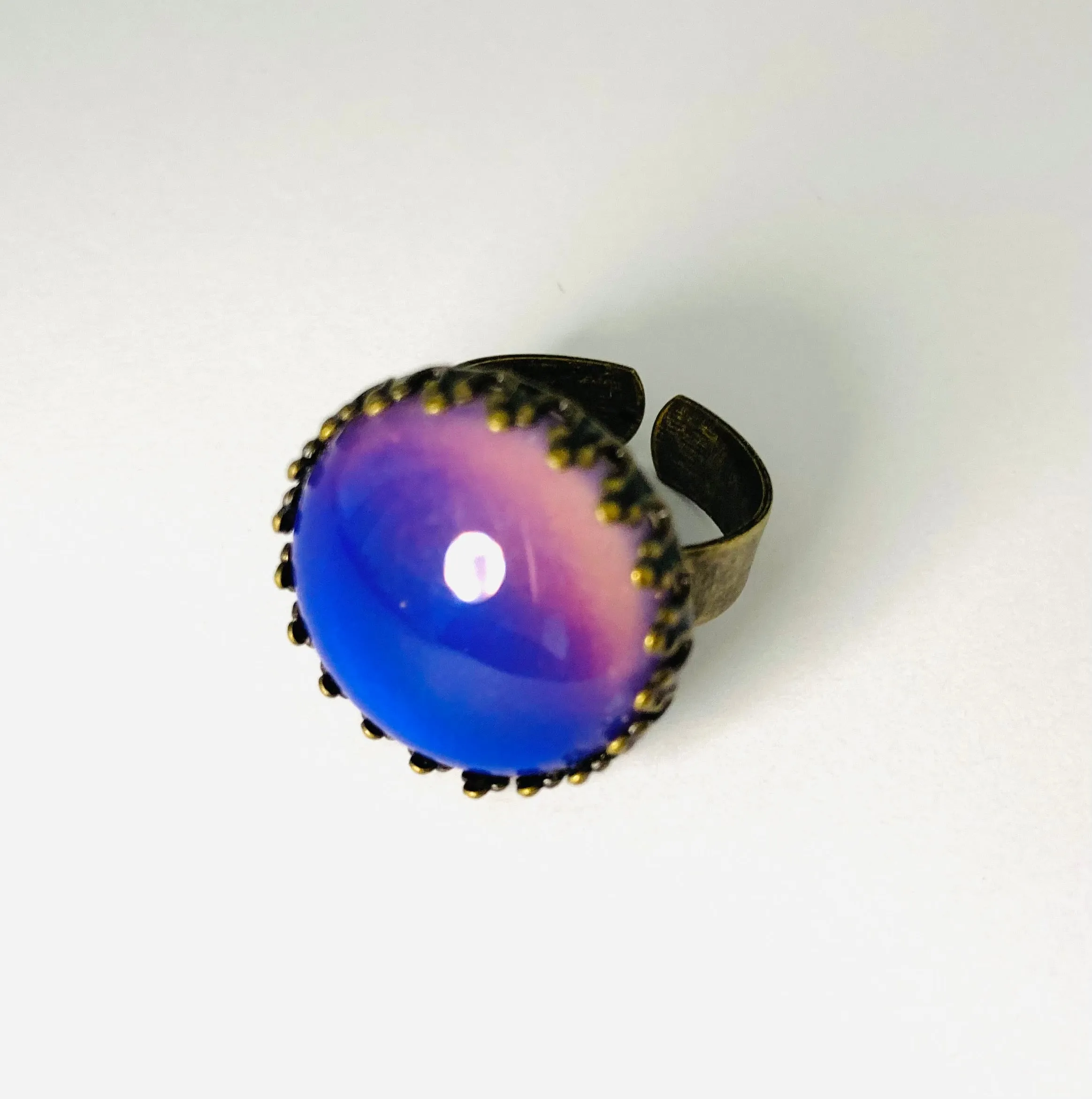 Bronzed Circular Brass Mood Ring