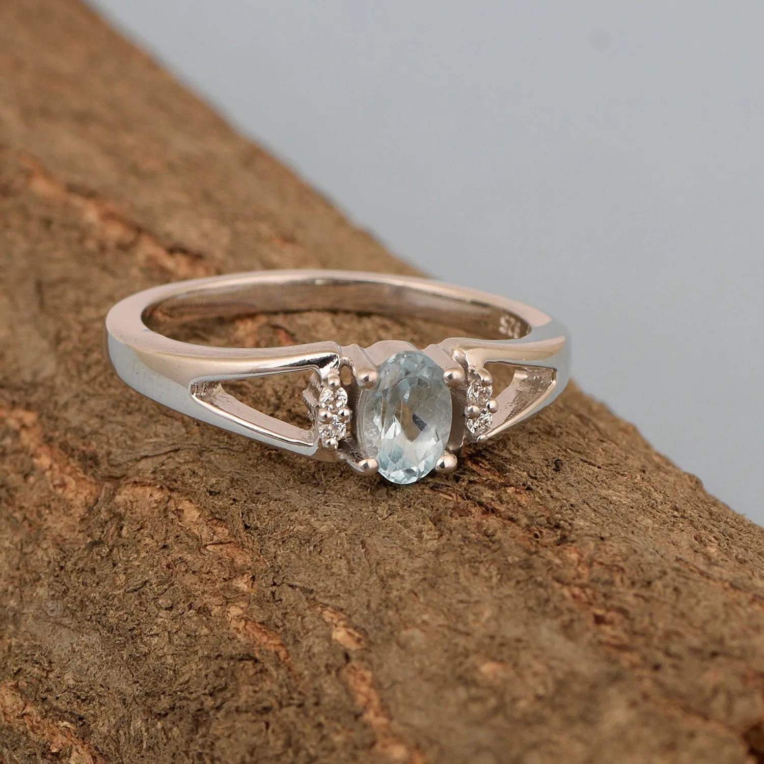 Classic Oval 6X4 MM Blue Topaz Solitaire Engagement 925 Sterling Silver Rings for Women