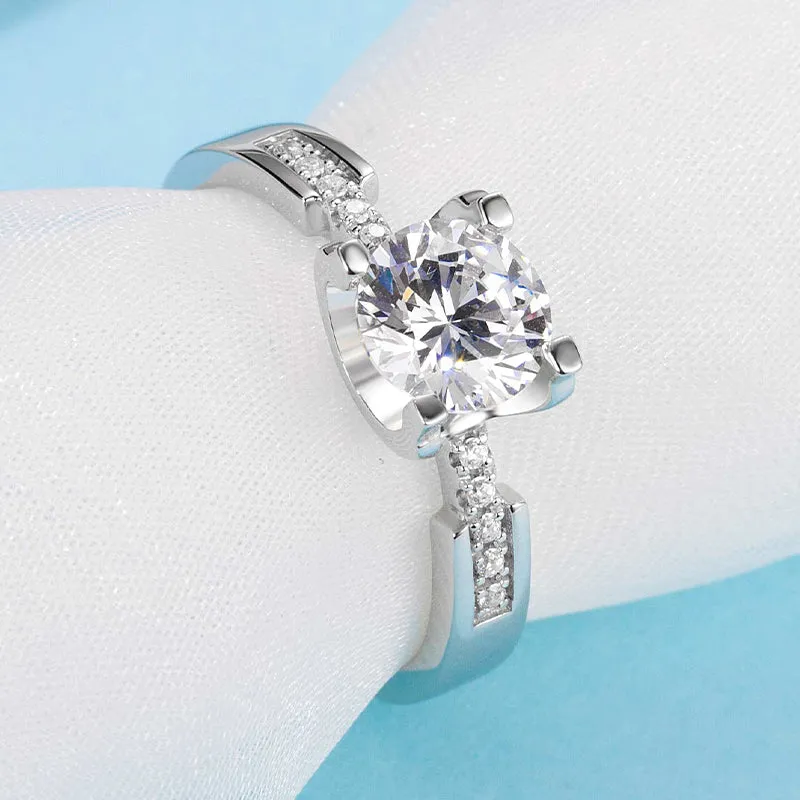 Classic Round Cut 1Carats Moissanite Diamond Solitaire Rings