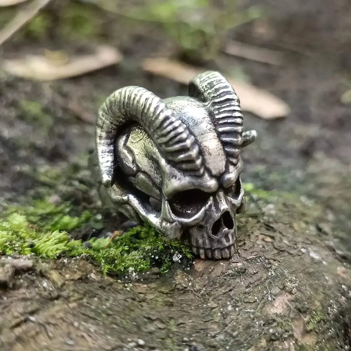 Demon horns skull ring from bronze