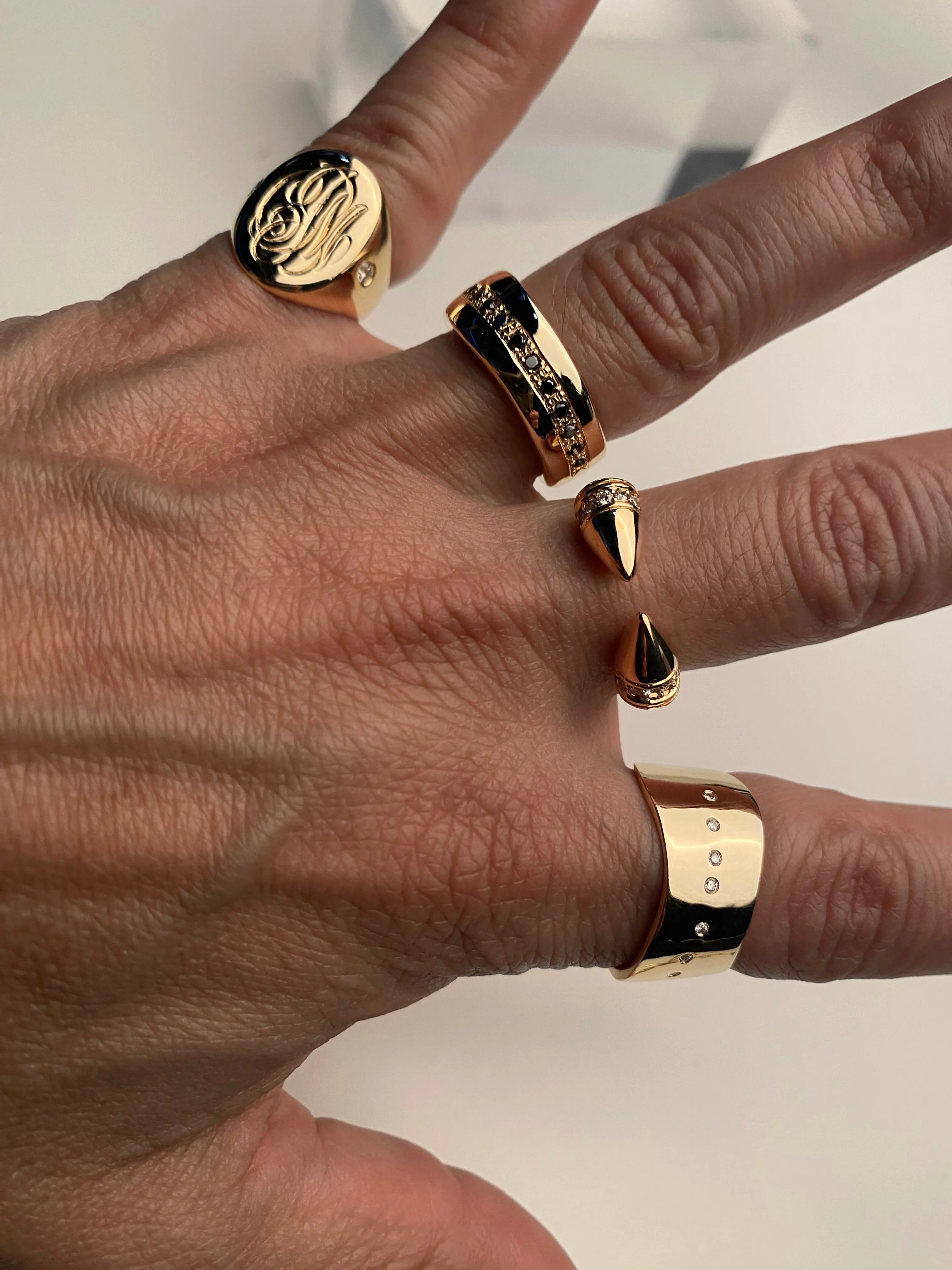 Diamond J Ring - Gold