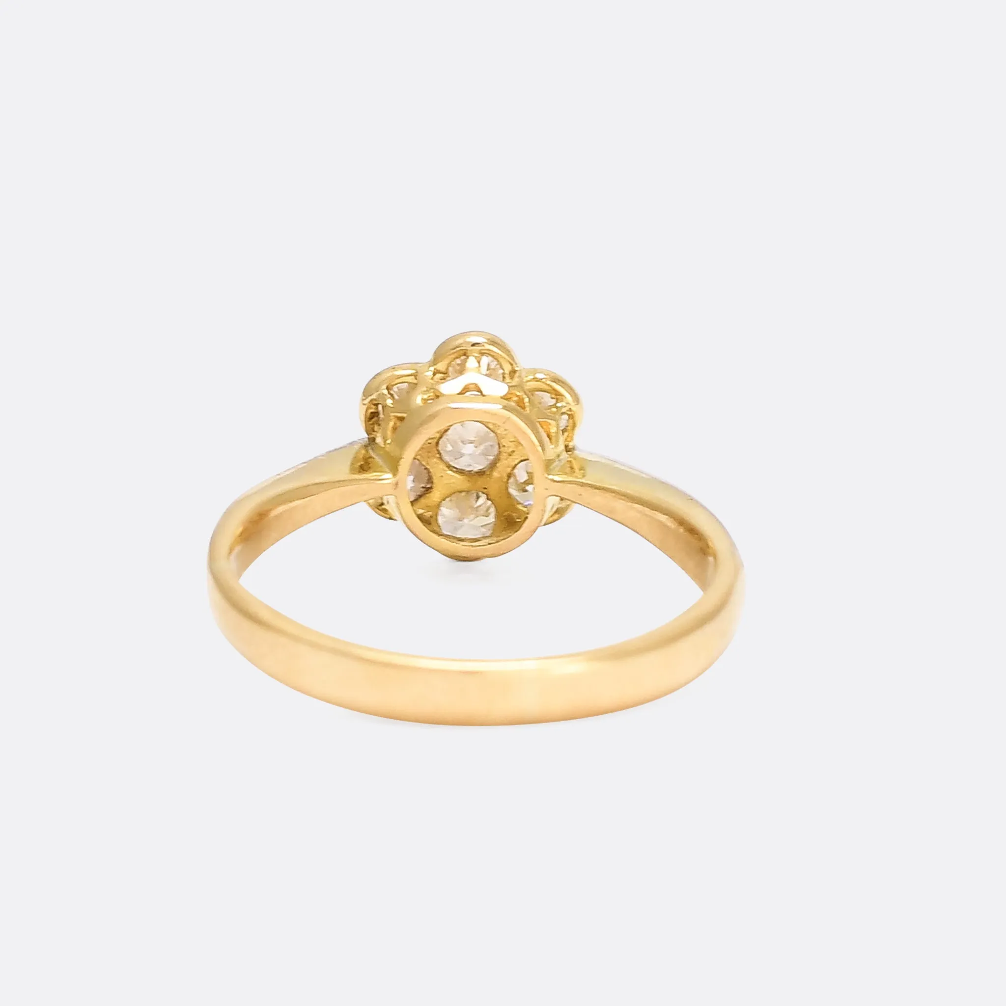 Edwardian Transitional Cut Diamond Daisy Ring