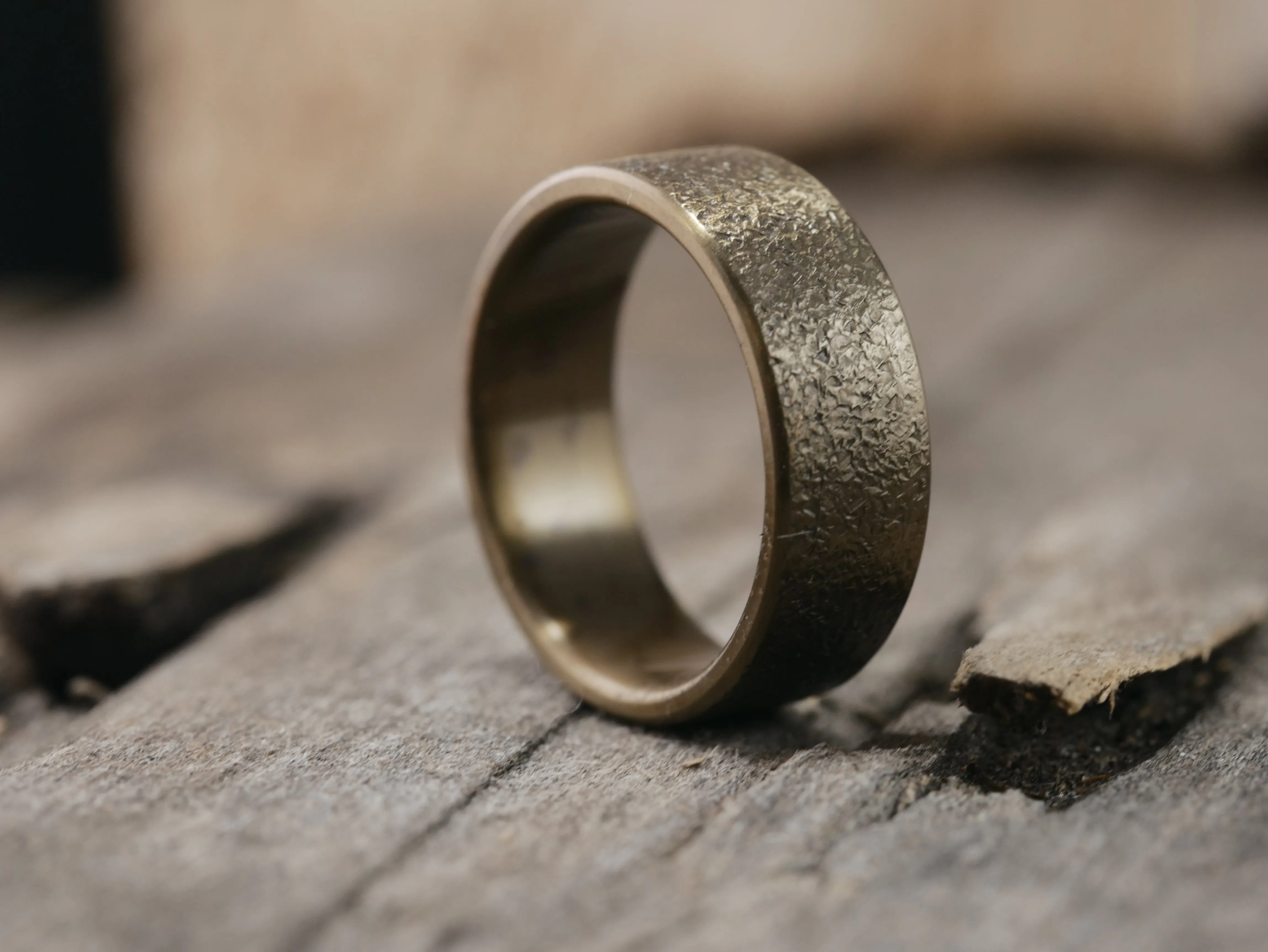 Grit - Burnt Bronze Finish