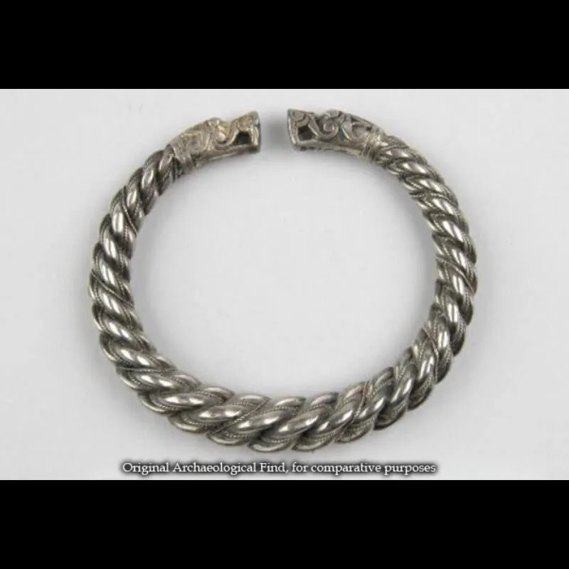 Handcrafted Bracelet from Lilla Rone (Ragnar Lothbrok Bracelet Inspiration)