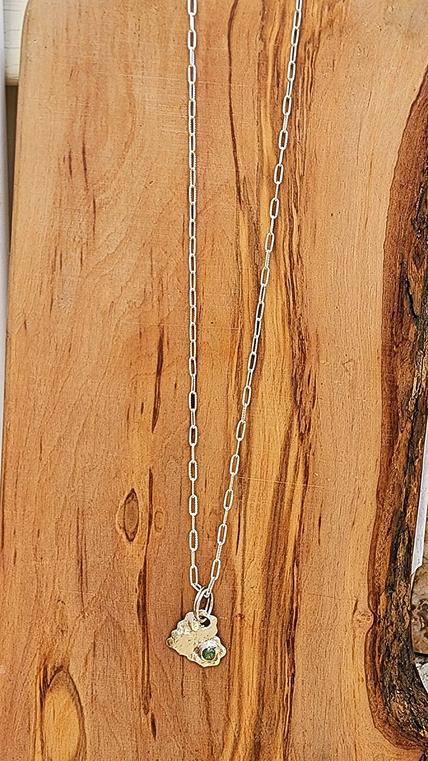 Handmade .999 Pure Silver Textured Heart Pendant Necklace with Green Rhinestone & Heart Clasp