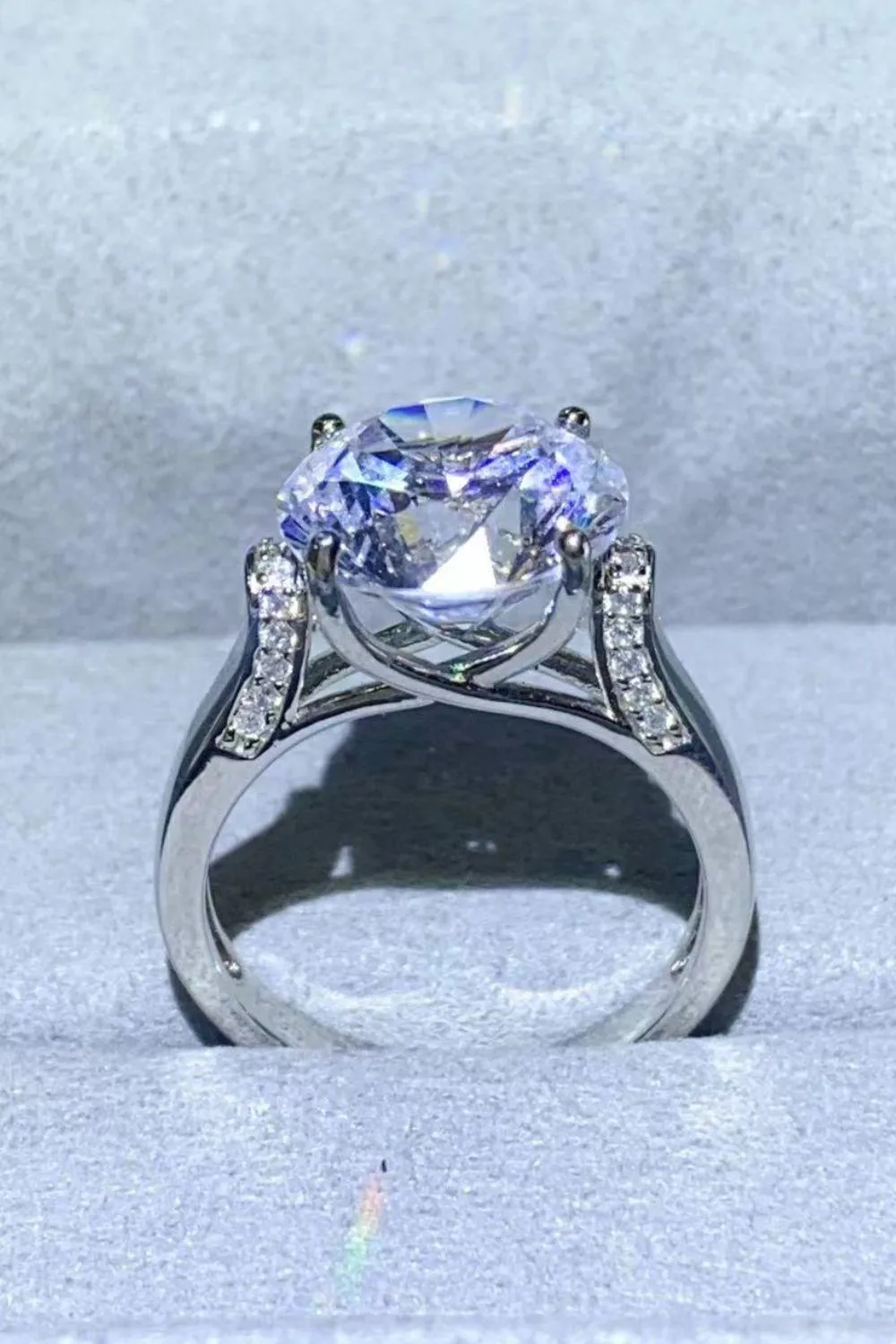 Hazel Blues® | 5 Carat Moissanite Platinum-Plated Ring