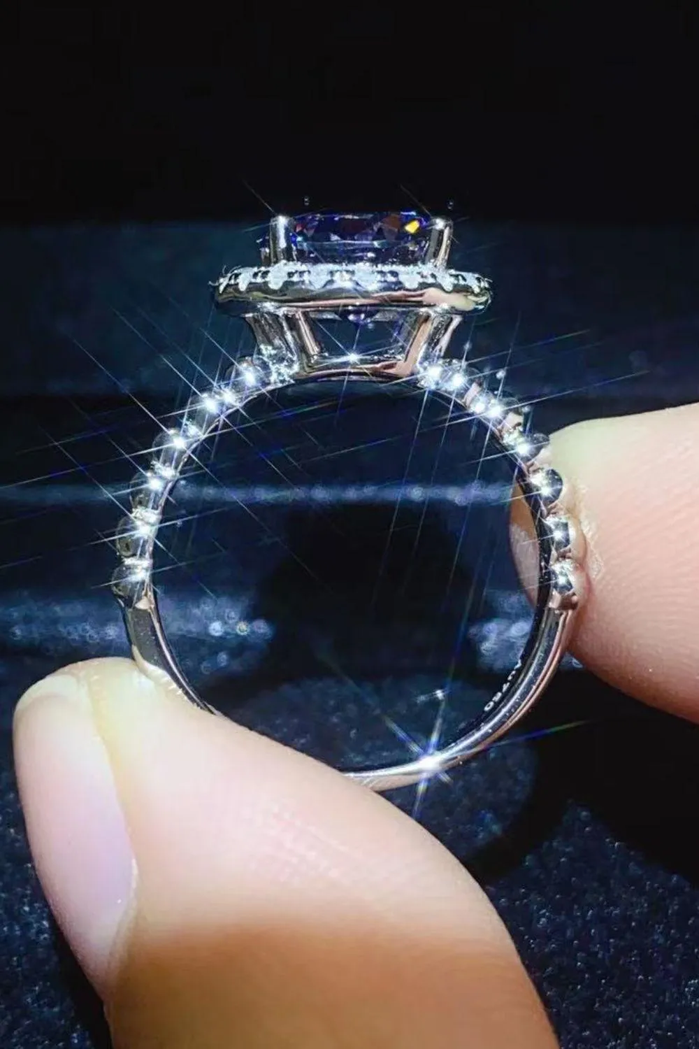 Hazel Blues® | Let It Go 2 Carat Moissanite Ring