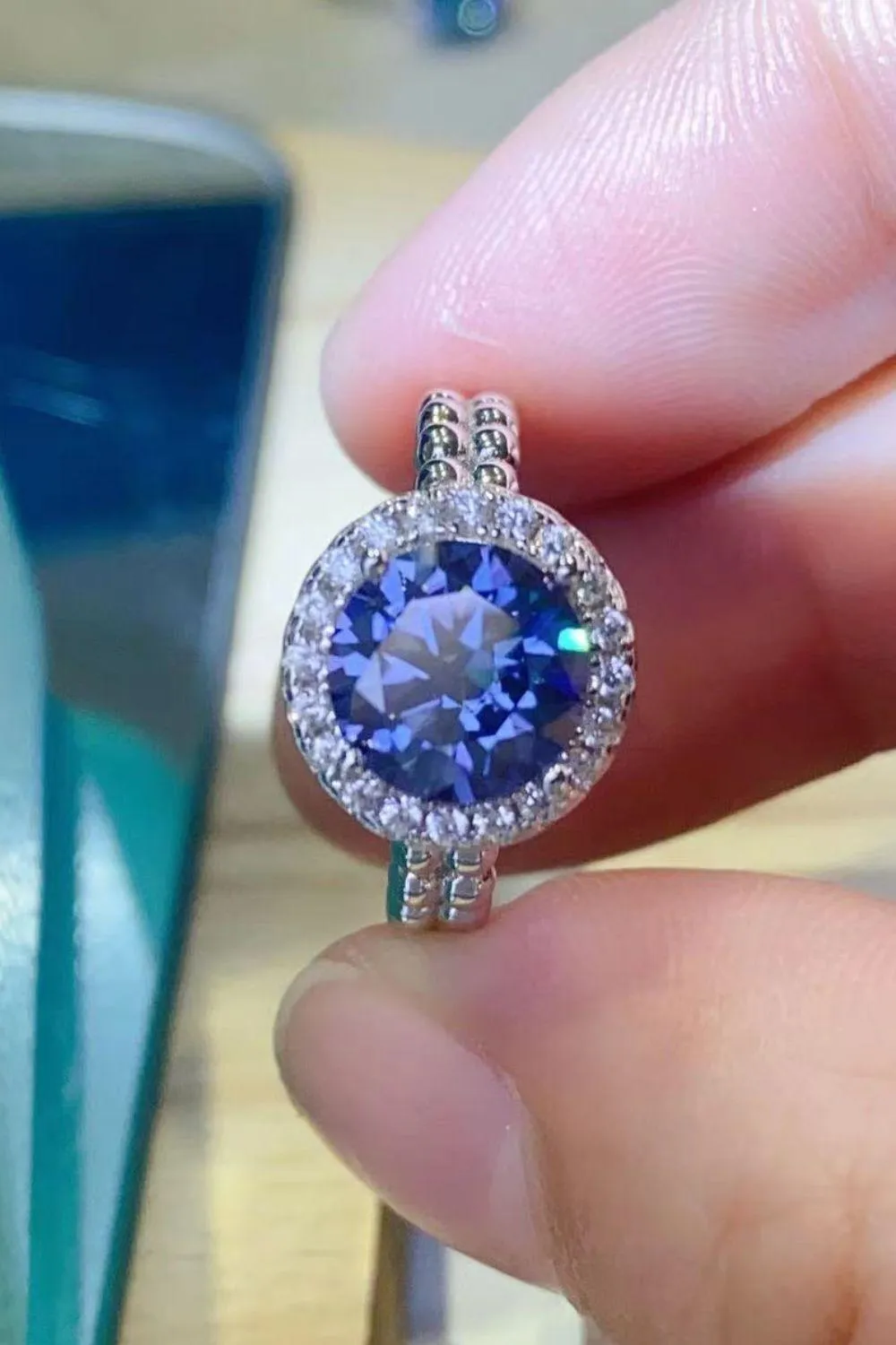 Hazel Blues® | Let It Go 2 Carat Moissanite Ring