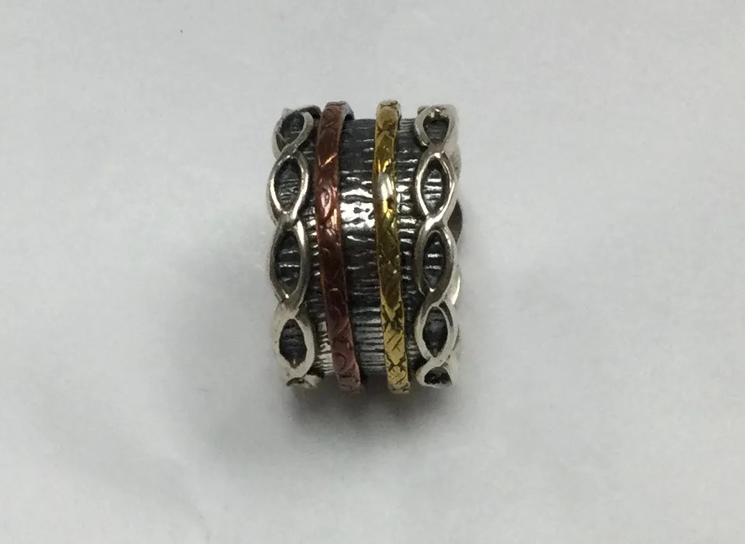 Meditation Ring, Trimetal, Loops Edges