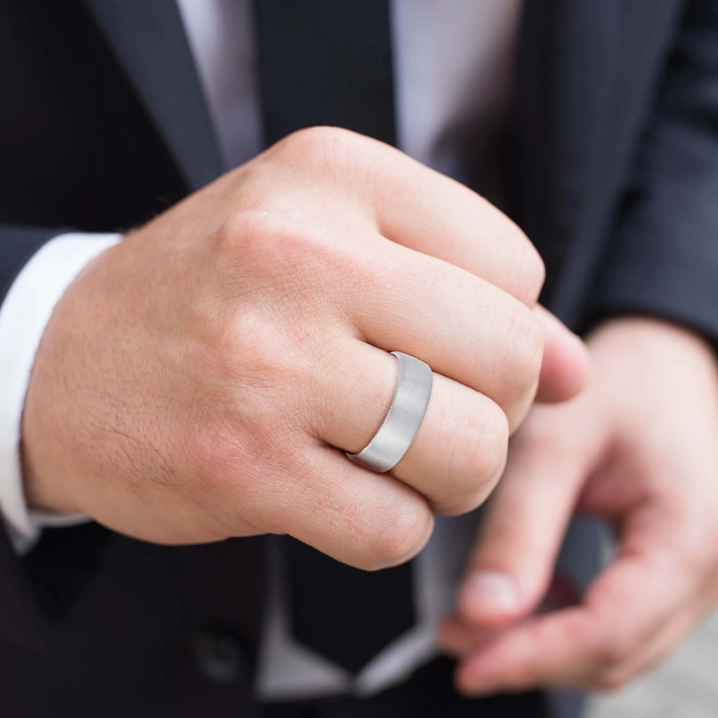 Men's Jagged Edge Wedding Band