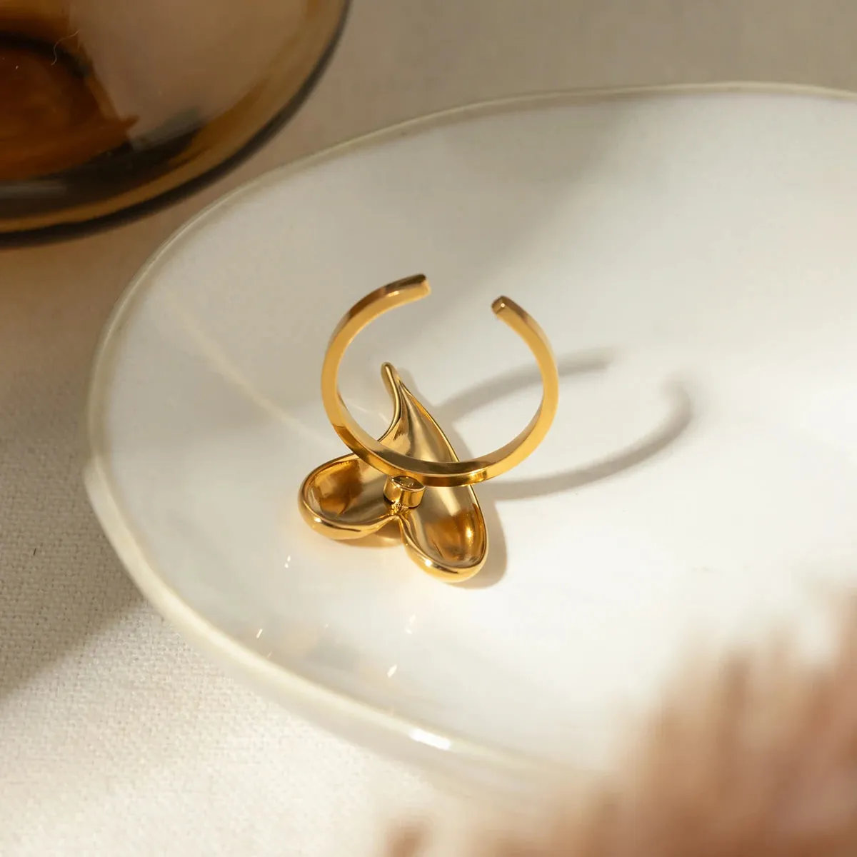 Minimalist Shiny Crooked Love Heart Opening Ring