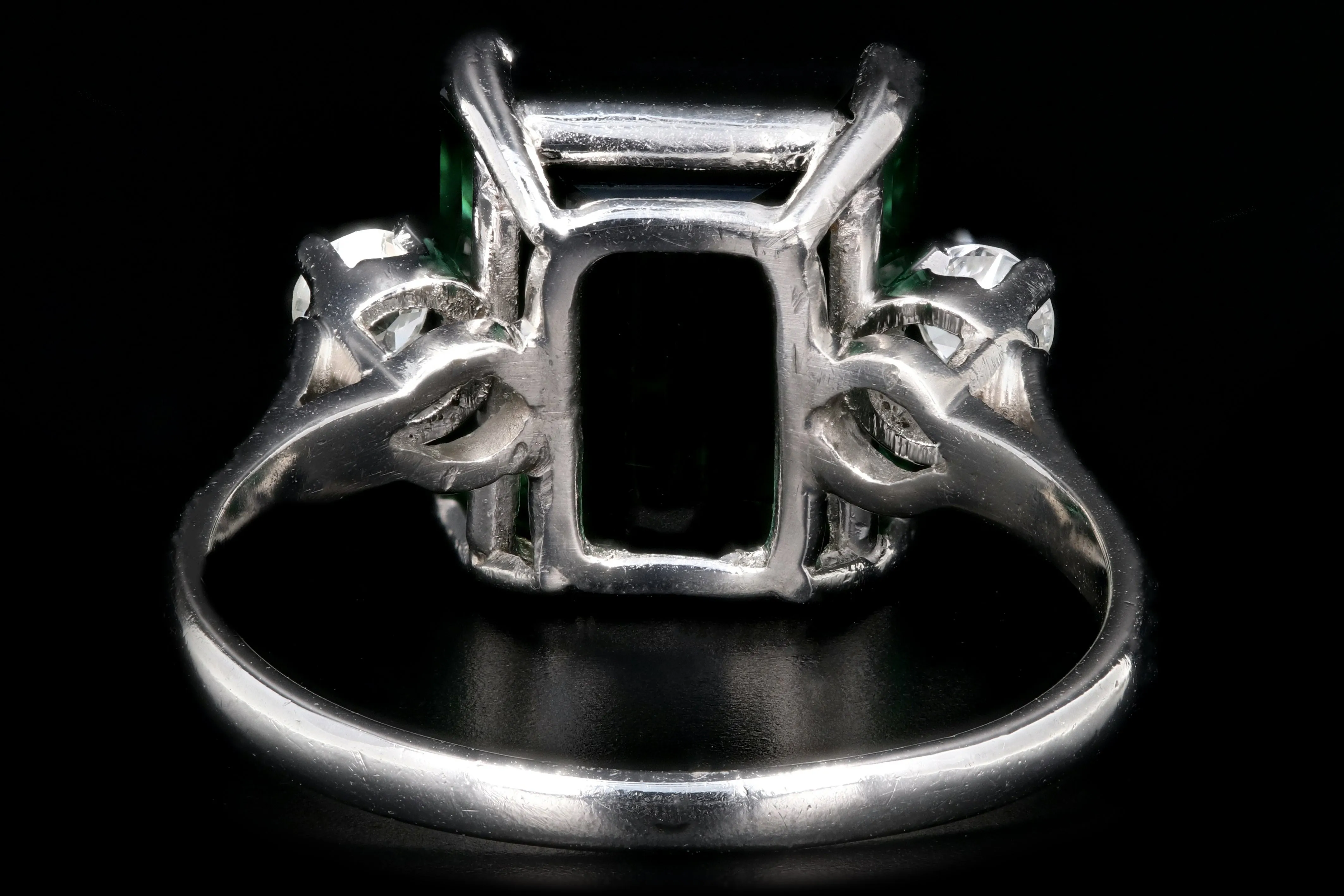 Modern Platinum  6.35 Carat Green Tourmaline and Diamond Ring