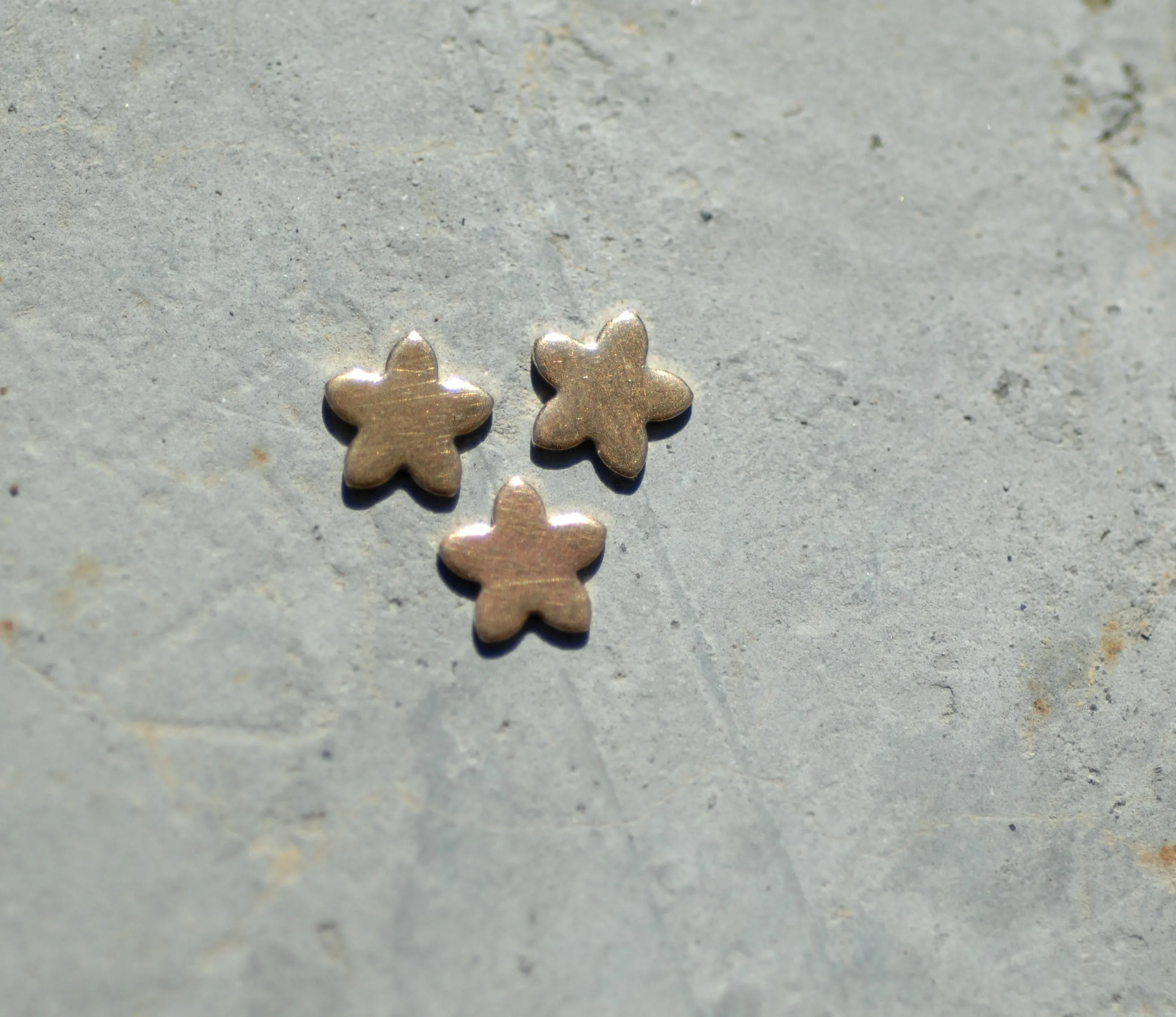 Most Tiny Metal Flower 5 Petal Mini Blanks