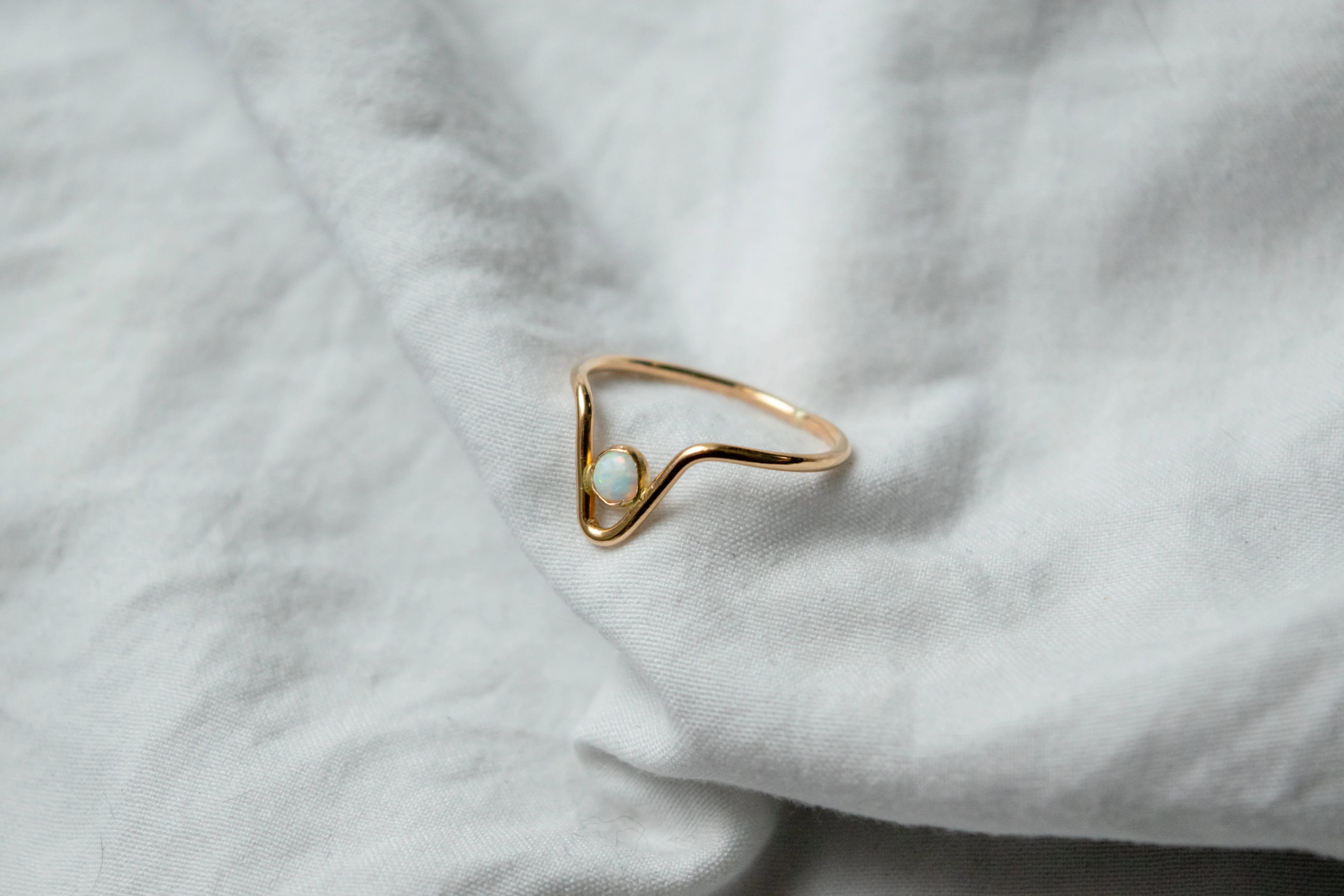 Nova Gemstone V Ring