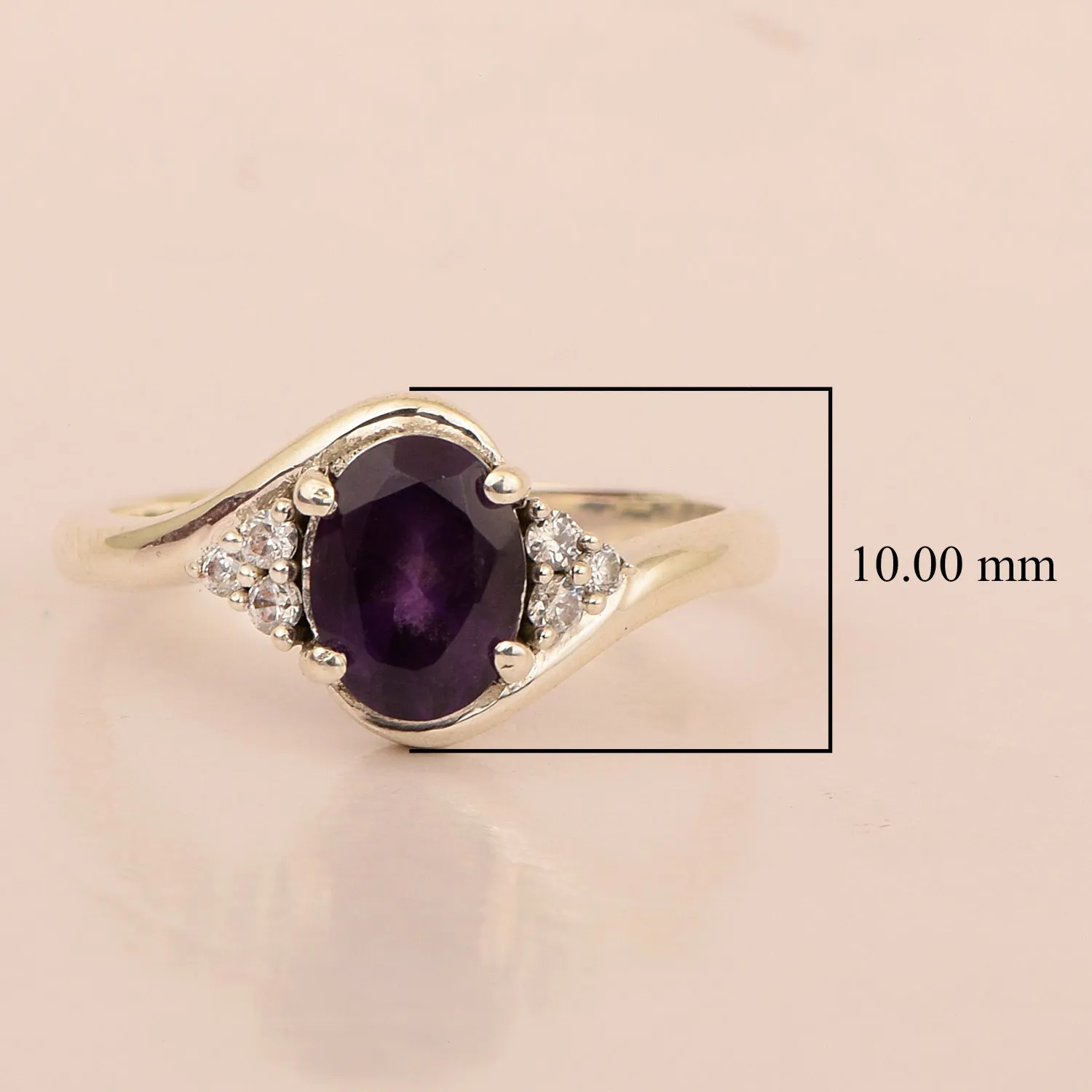 Oval Cut 1.5 Ctw Amethyst Sterling Silver Solitaire Rings