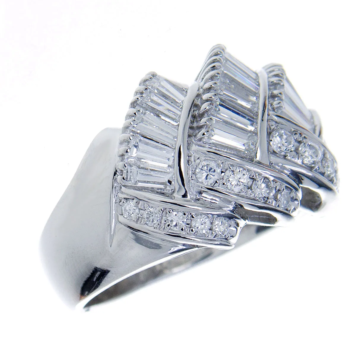 Platinum 1.70ct Round & Baguette Diamond Band Ring