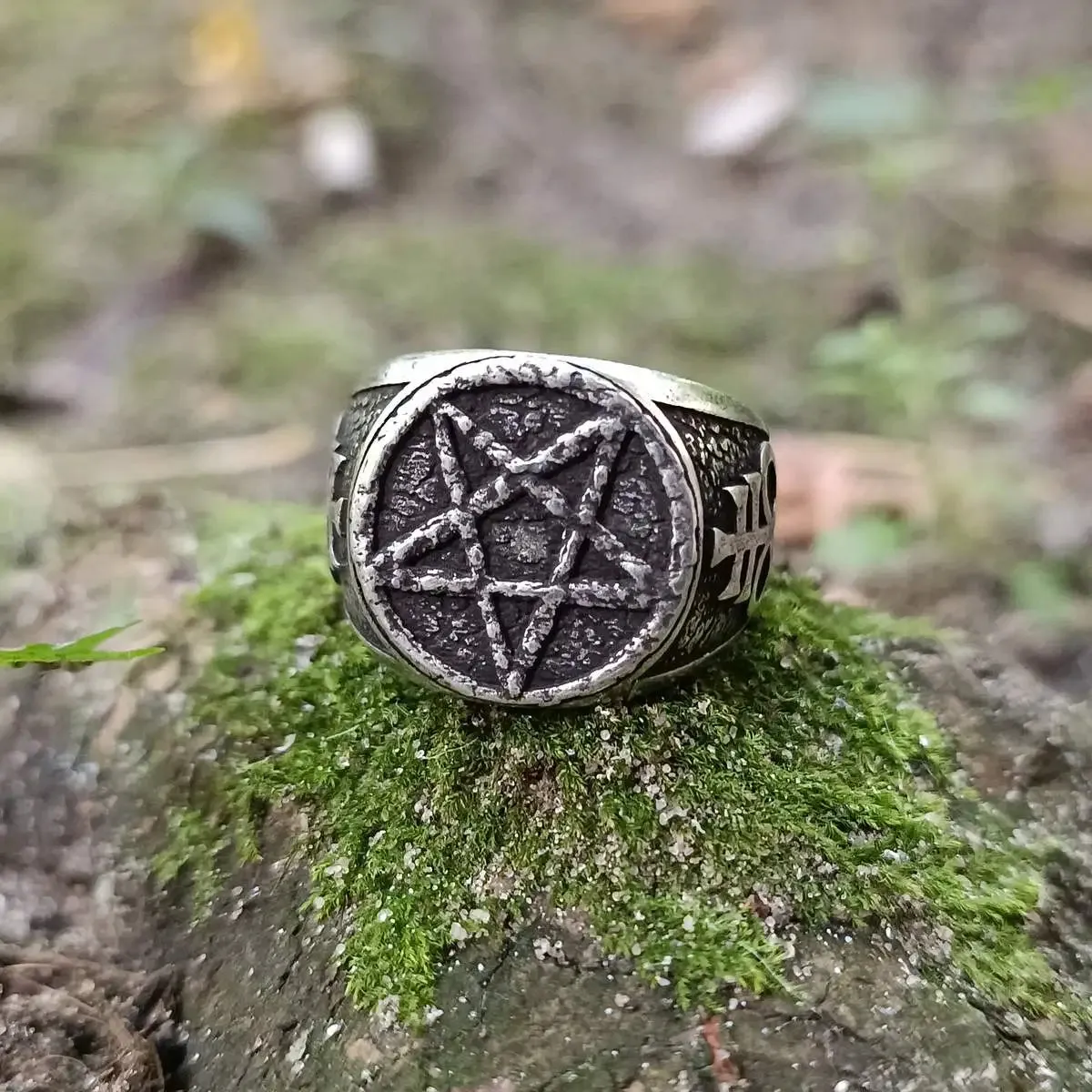Satanic pentagram ring from bronze