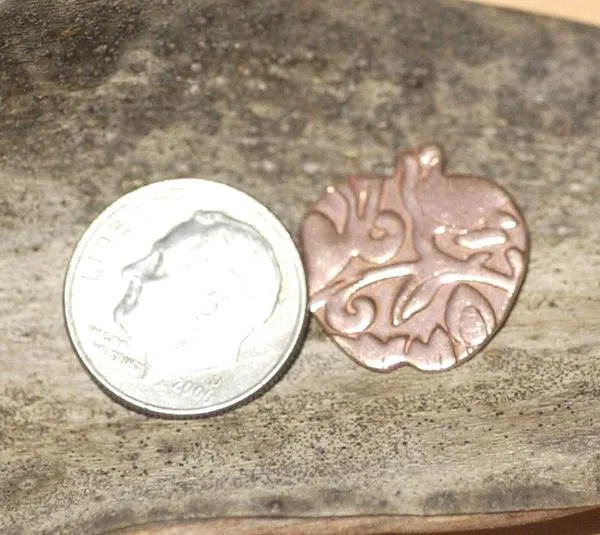 Small Apple in Textured Pattern Metal 16mm x 17mm