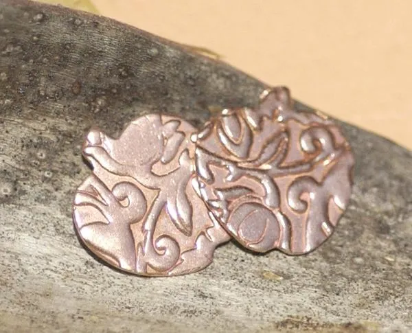 Small Apple in Textured Pattern Metal 16mm x 17mm