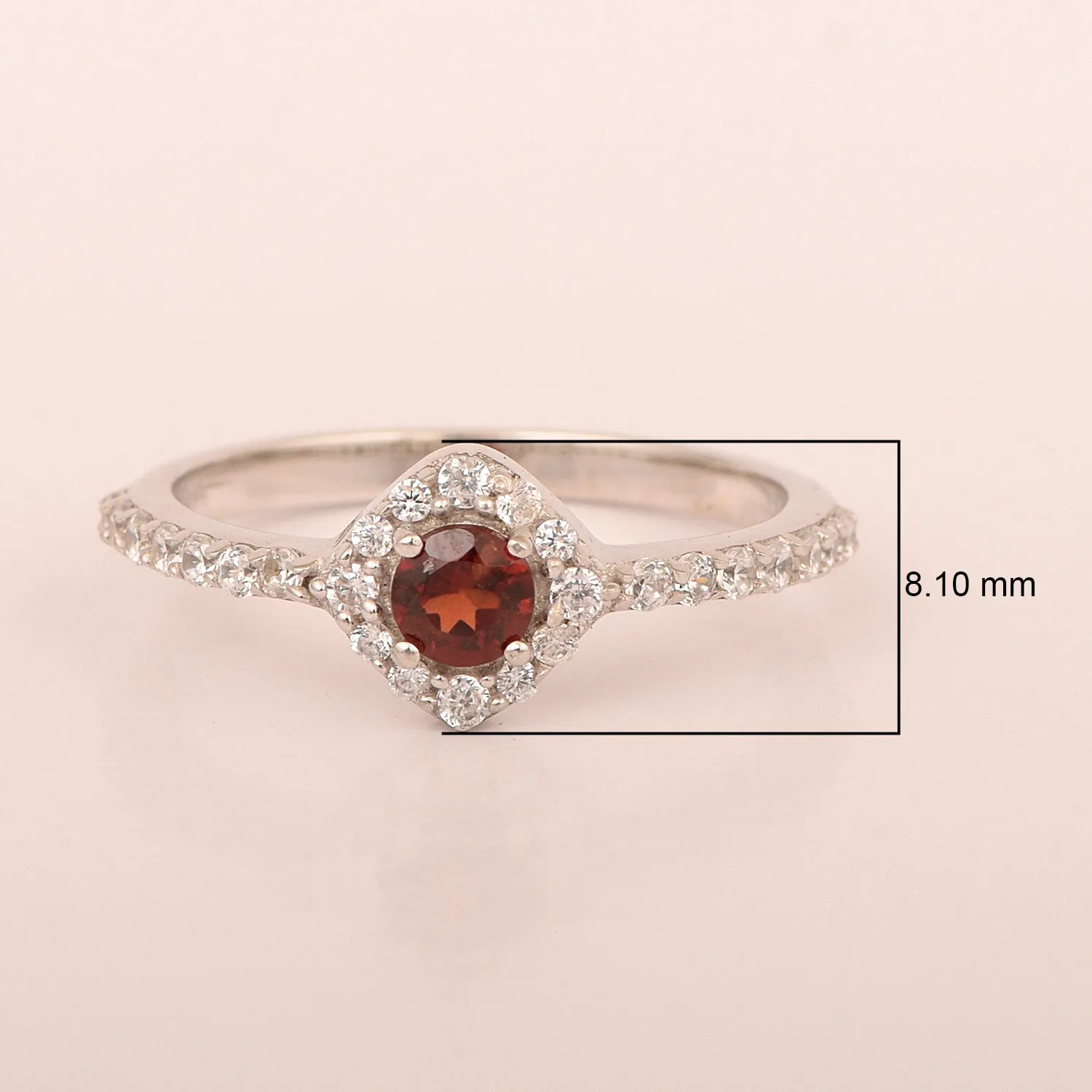 Solitaire Round 4mm Garnet & White Accents Women Wedding Ring