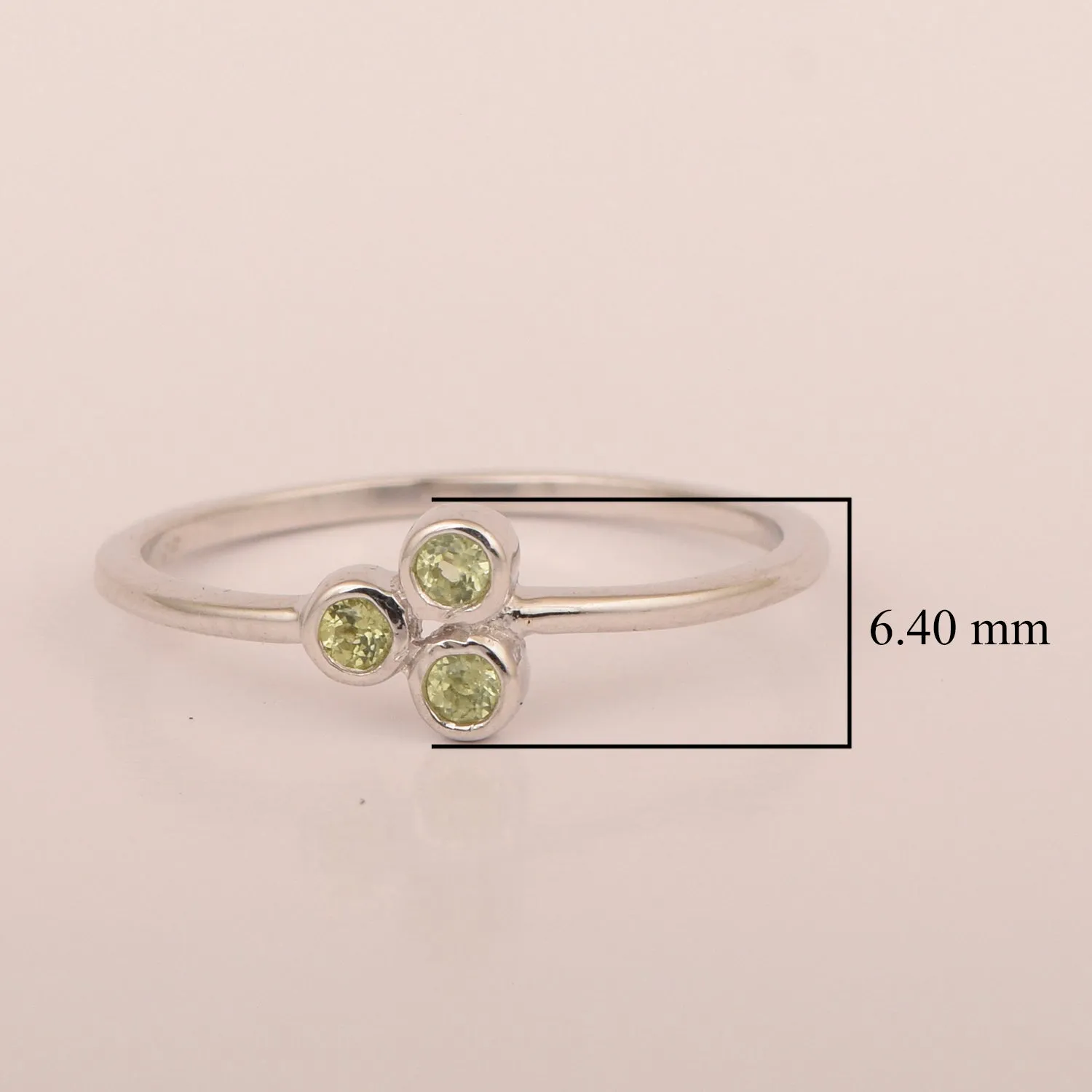 Stackable 925 Sterling Silver Round 2MM Peridot Women Wedding Ring