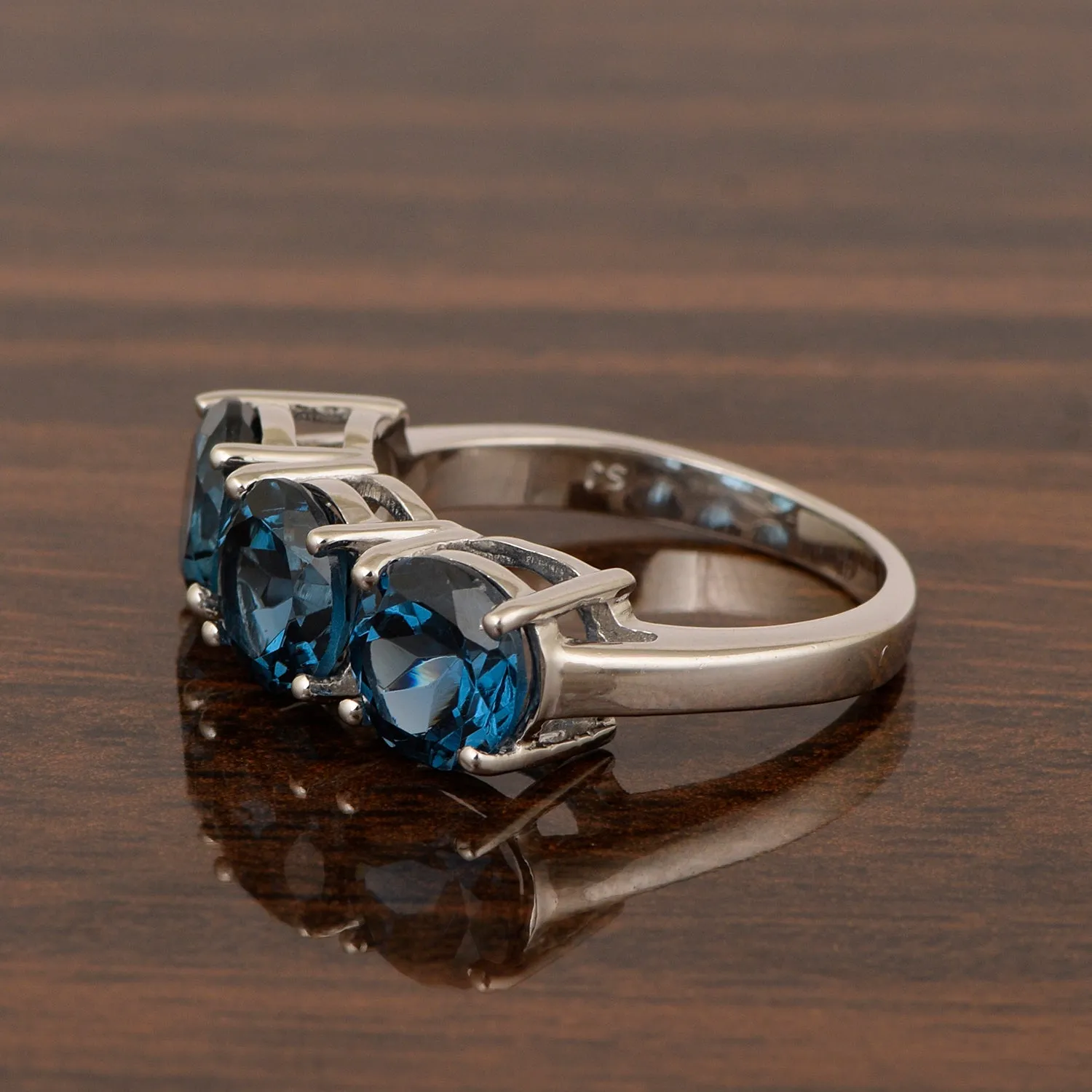 Sterling Silver Natural London Blue Topaz 3.55 Ctw Women's 3-Stone Design Ring