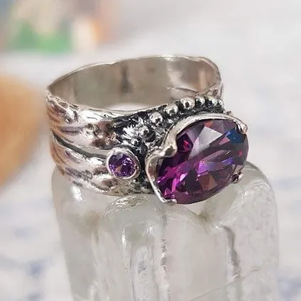 Sterling silver ring for woman set with cz stones