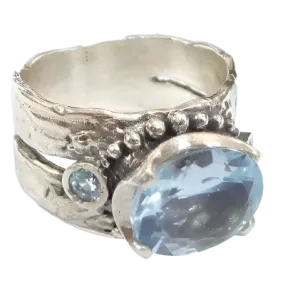 Sterling silver ring for woman set with cz stones