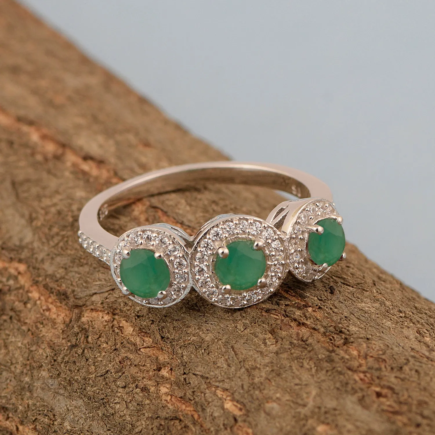 Sterling Silver Round 1.05 Ctw Emerald Gemstone 3-Stone Engagement Ring