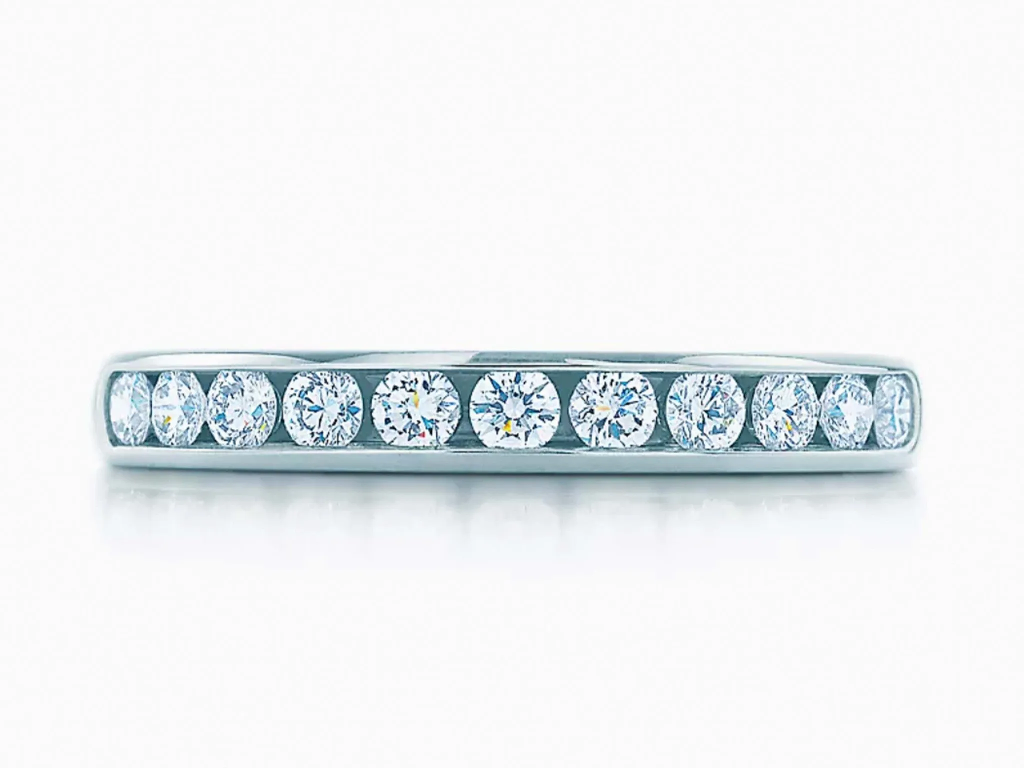 Tiffany & Co. Wedding Band in Platinum with a Half-circle of Diamonds, 3 mm